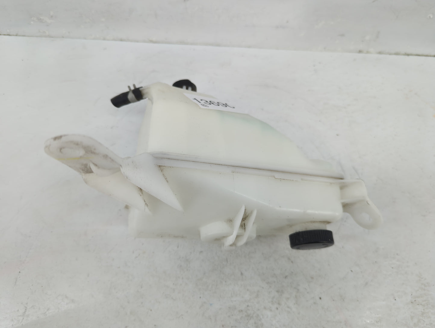 2019-2022 Nissan Altima Radiator Coolant Overflow Expansion Tank Bottle 1369086 - Oemusedautoparts1.com