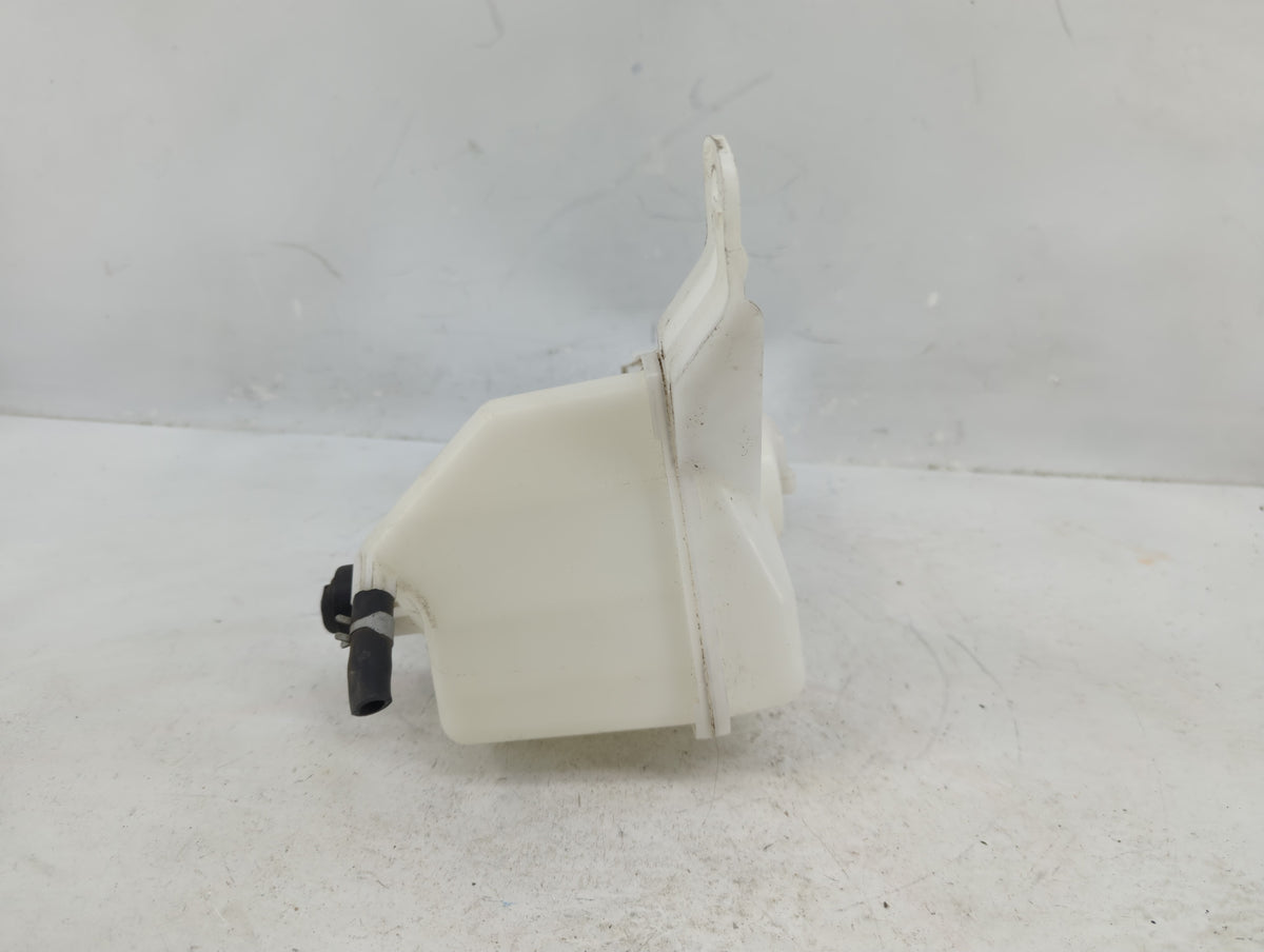 2019-2022 Nissan Altima Radiator Coolant Overflow Expansion Tank Bottle 1369086 - Oemusedautoparts1.com