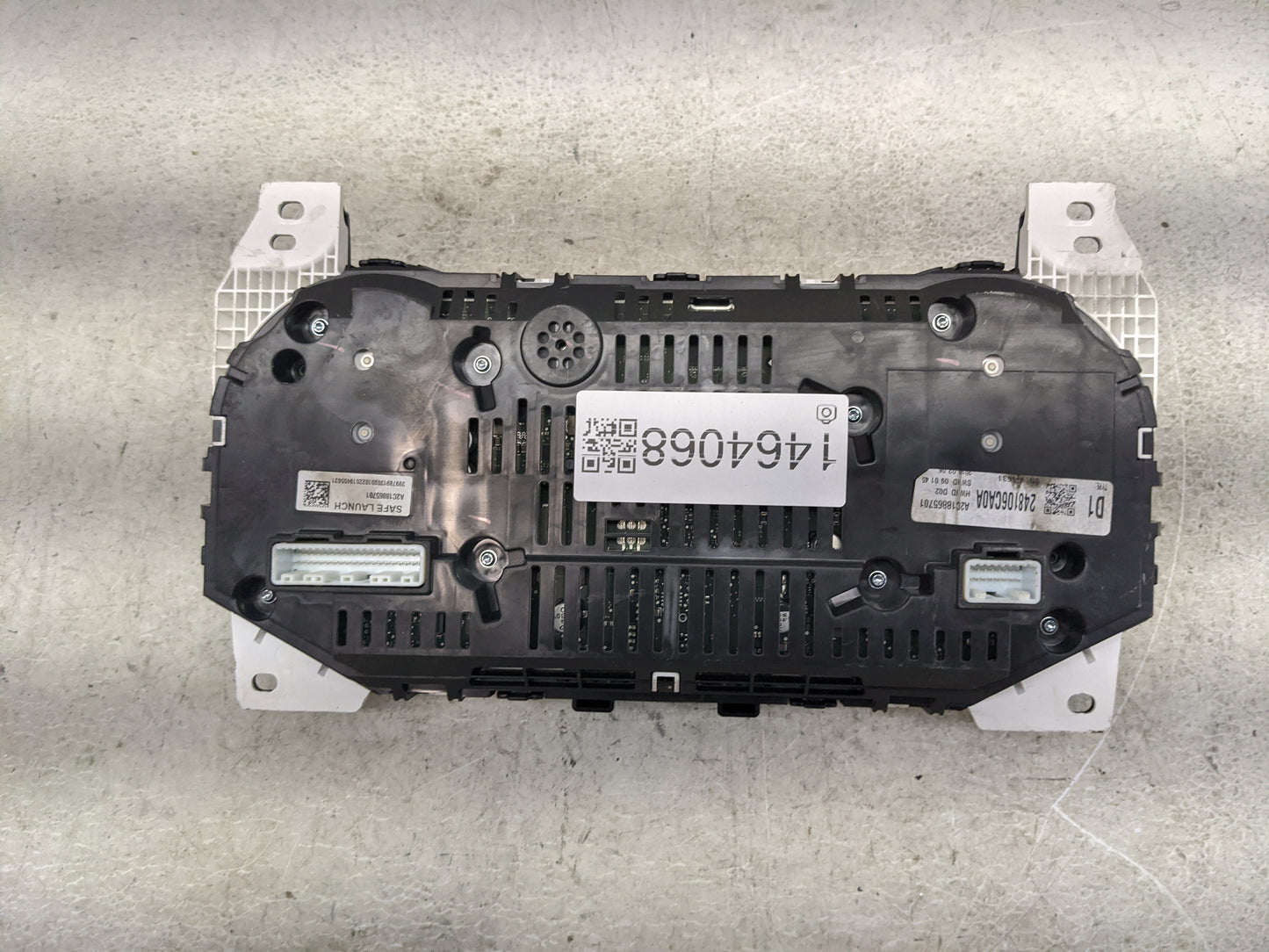 2019-2020 Nissan Altima Instrument Cluster Speedometer Gauges P/N:248136CA0A A2C10269900 Miles:98K Fits Fits 2019 2020 OEM U