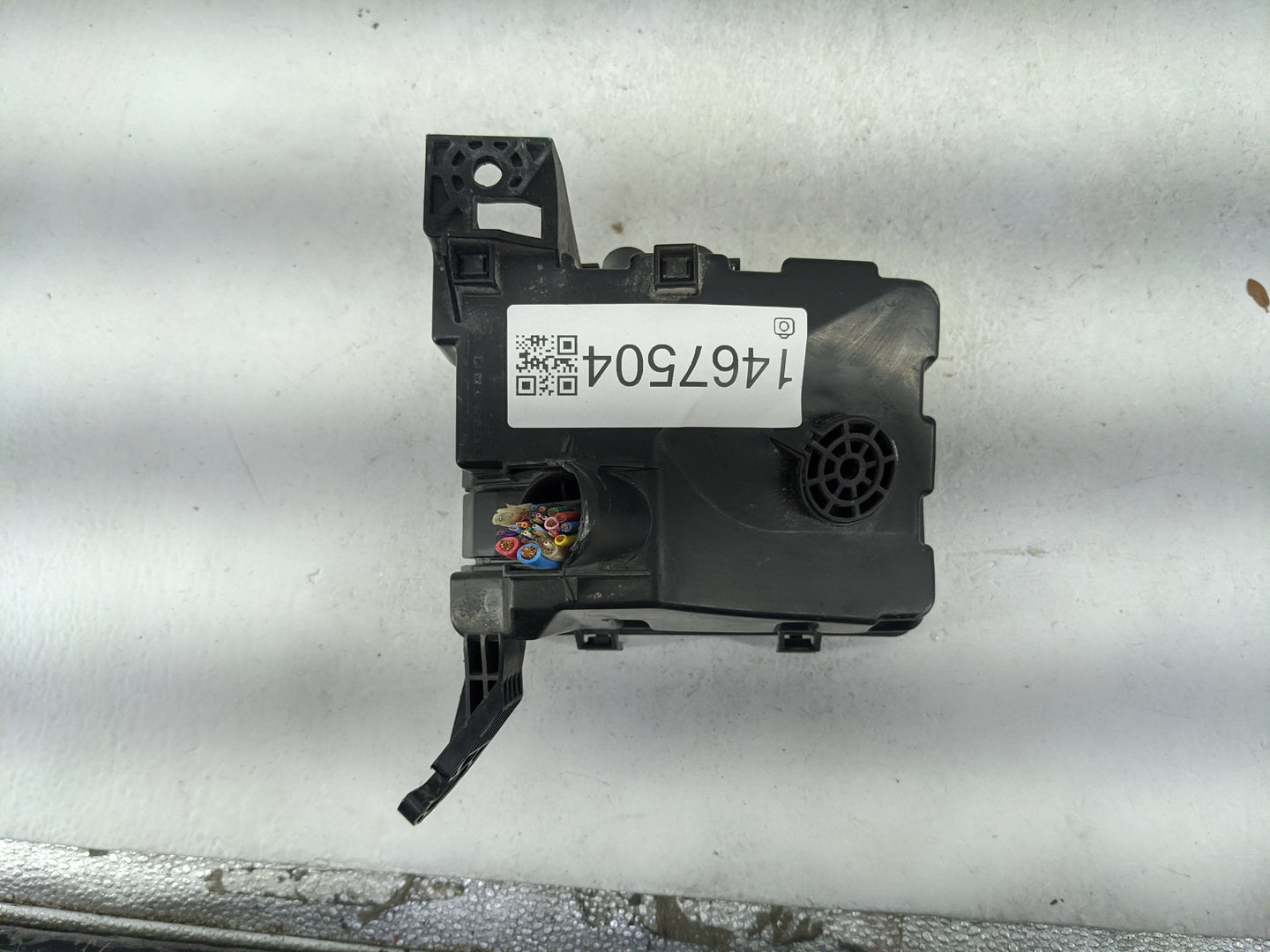 2019-2022 Nissan Altima Fusebox Fuse Box Panel Relay Module P/N:284B76CA0A Fits Fits 2019 2020 2021 2022 OEM Used Auto Parts