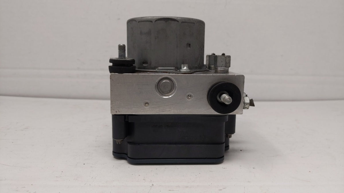 2019-2020 Nissan Altima Anti-Lock Brake ABS Pump Module Actuator OEM P/N:47660-6CD0A 47660-6CC0A Fits Fits 2019 2020 OEM Use