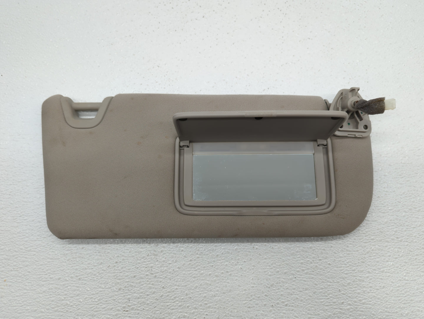 2019 Nissan Altima Sun Visor Shade Replacement Passenger Right Mirror Fits OEM Used Auto Parts - Oemusedautoparts1.com