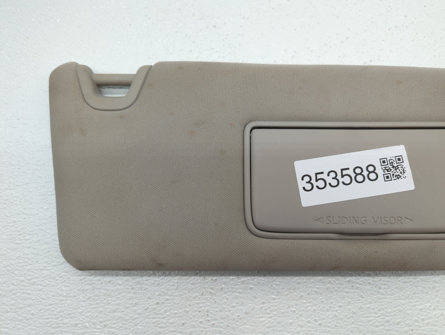2019 Nissan Altima Sun Visor Shade Replacement Passenger Right Mirror Fits OEM Used Auto Parts - Oemusedautoparts1.com