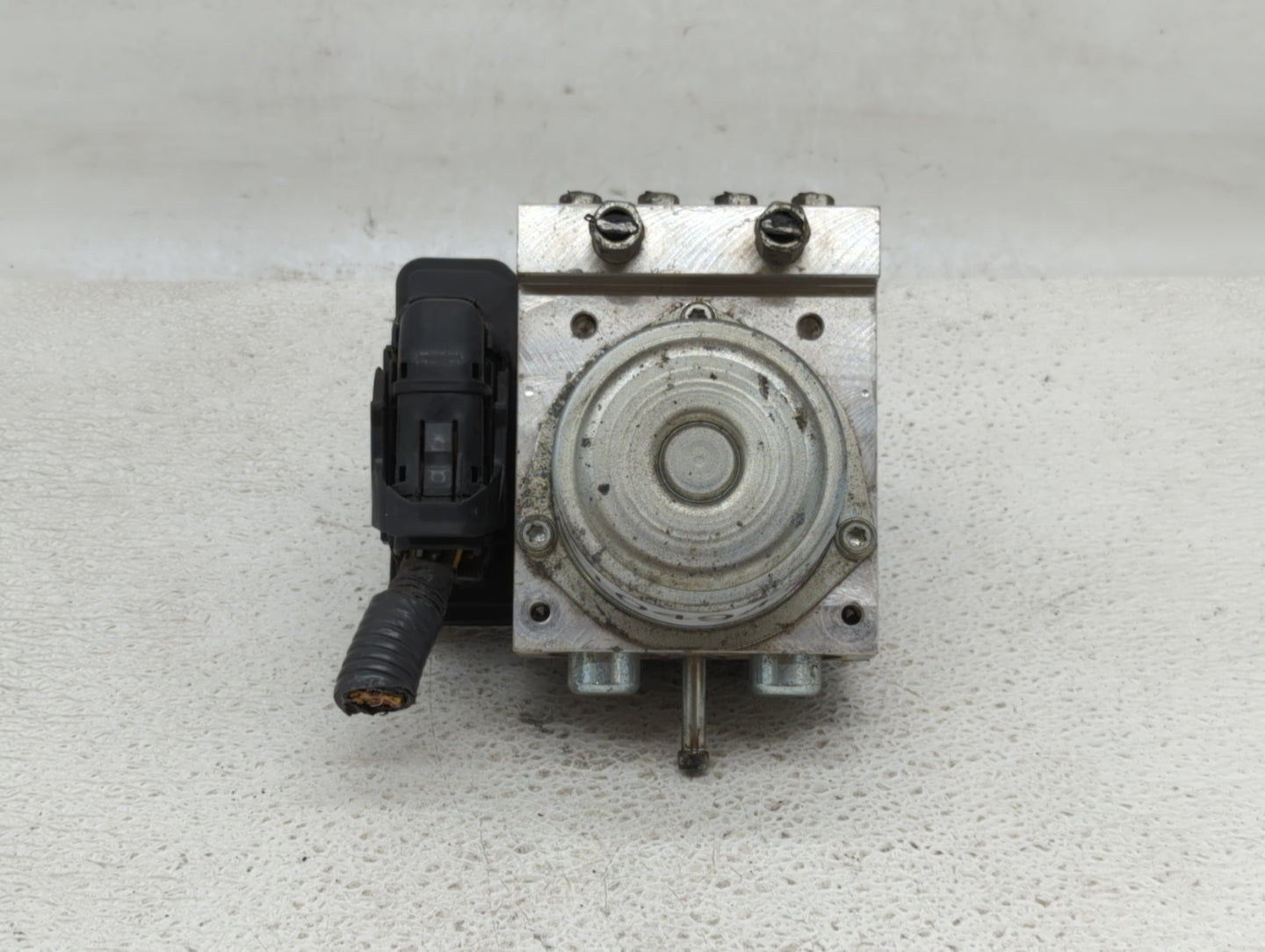 2019 Nissan Altima ABS Pump Control Module Replacement P/N:47660-6CC0B 47660-6CD0A, 47660-6CC0A Fits OEM Used Auto Parts - O