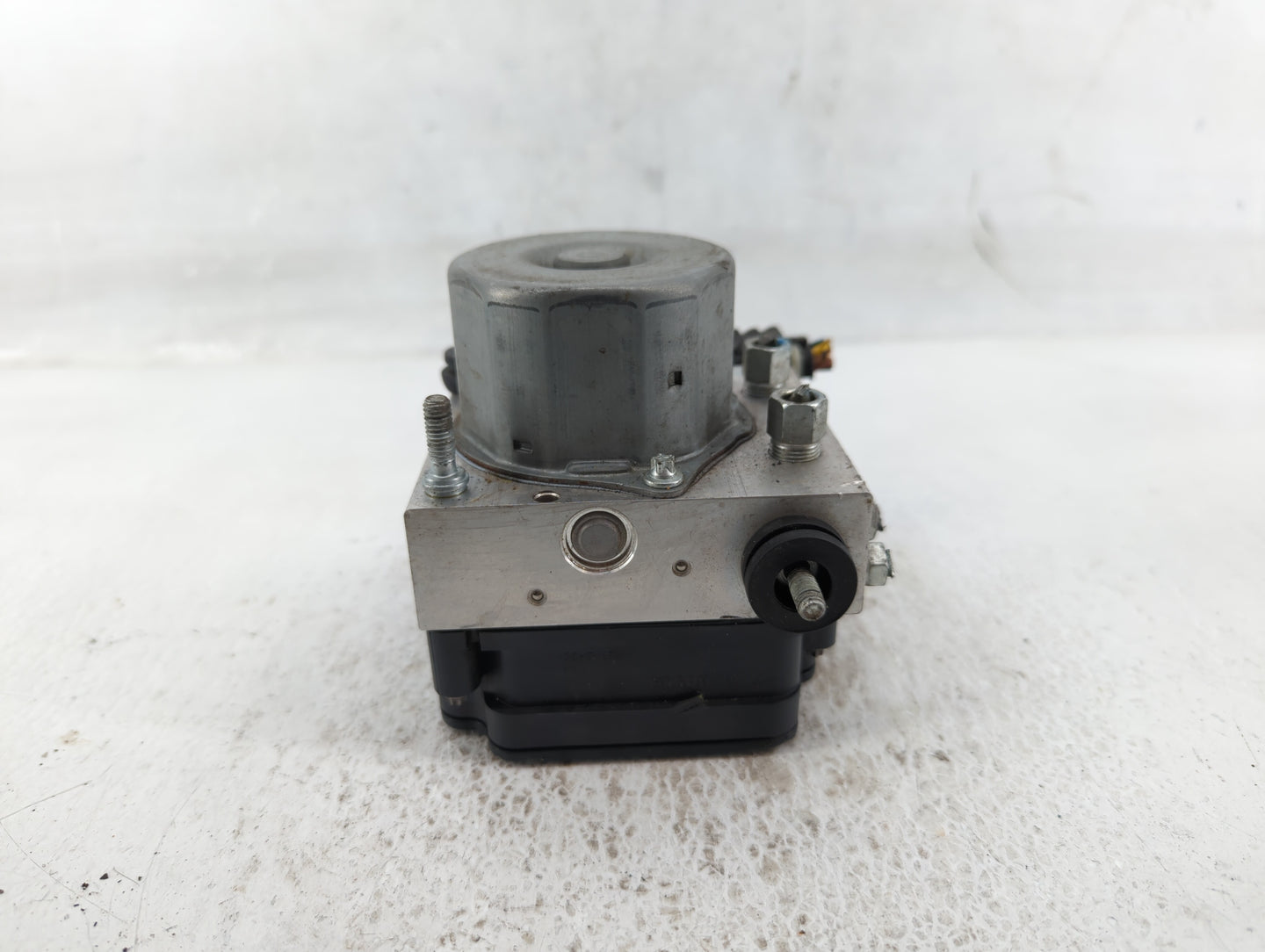 2019-2020 Nissan Altima ABS Pump Control Module Replacement P/N:47660 6CC0A Fits Fits 2019 2020 OEM Used Auto Parts - Oemuse