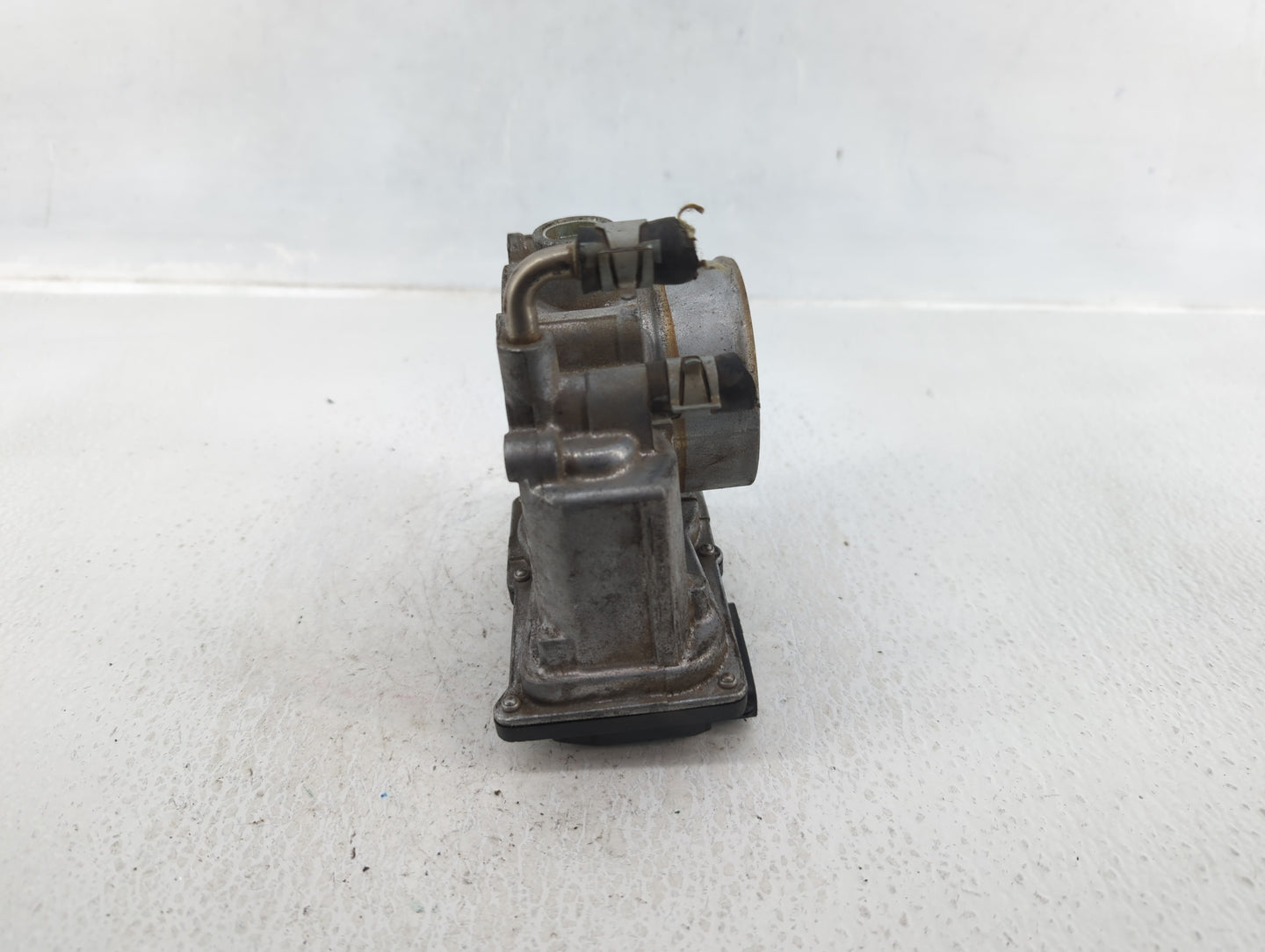 2019-2020 Nissan Altima Throttle Body P/N:4TA60-01 B Fits Fits 2019 2020 OEM Used Auto Parts - Oemusedautoparts1.com