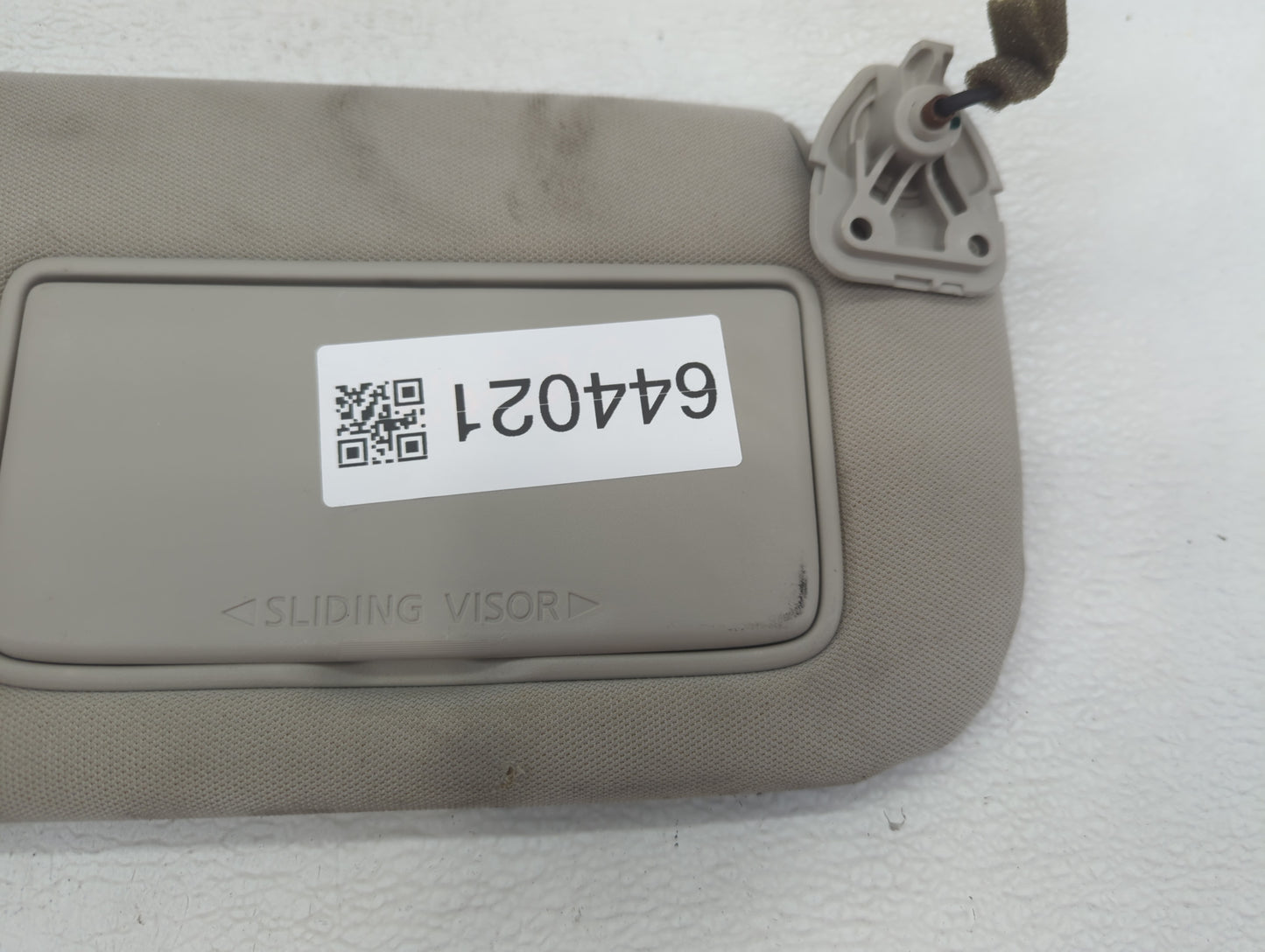 2019-2020 Nissan Altima Sun Visor Shade Replacement Passenger Right Mirror Fits Fits 2019 2020 OEM Used Auto Parts - Oemused