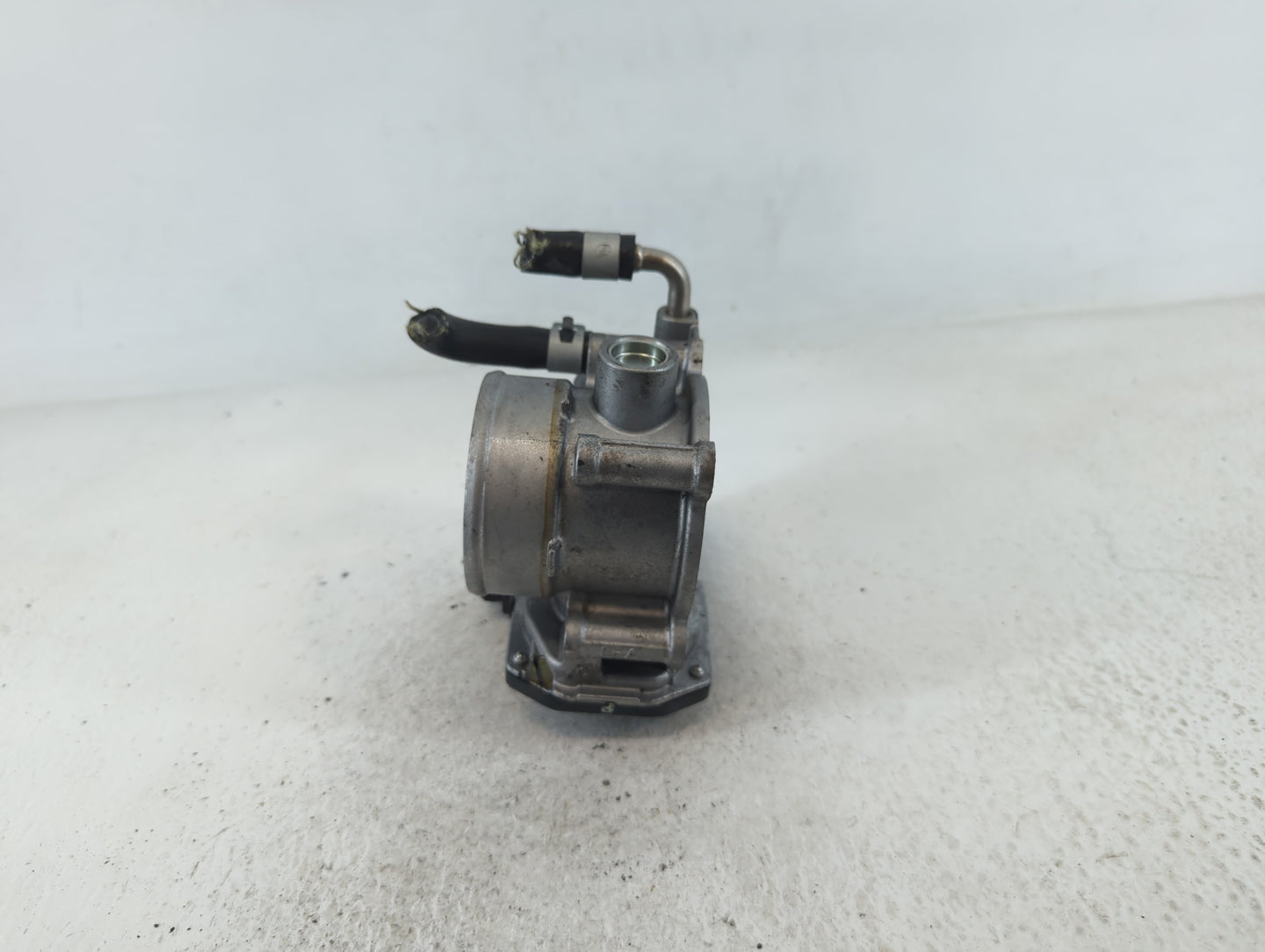 2019-2020 Nissan Altima Throttle Body P/N:4TA60-01 B Fits Fits 2019 2020 OEM Used Auto Parts - Oemusedautoparts1.com