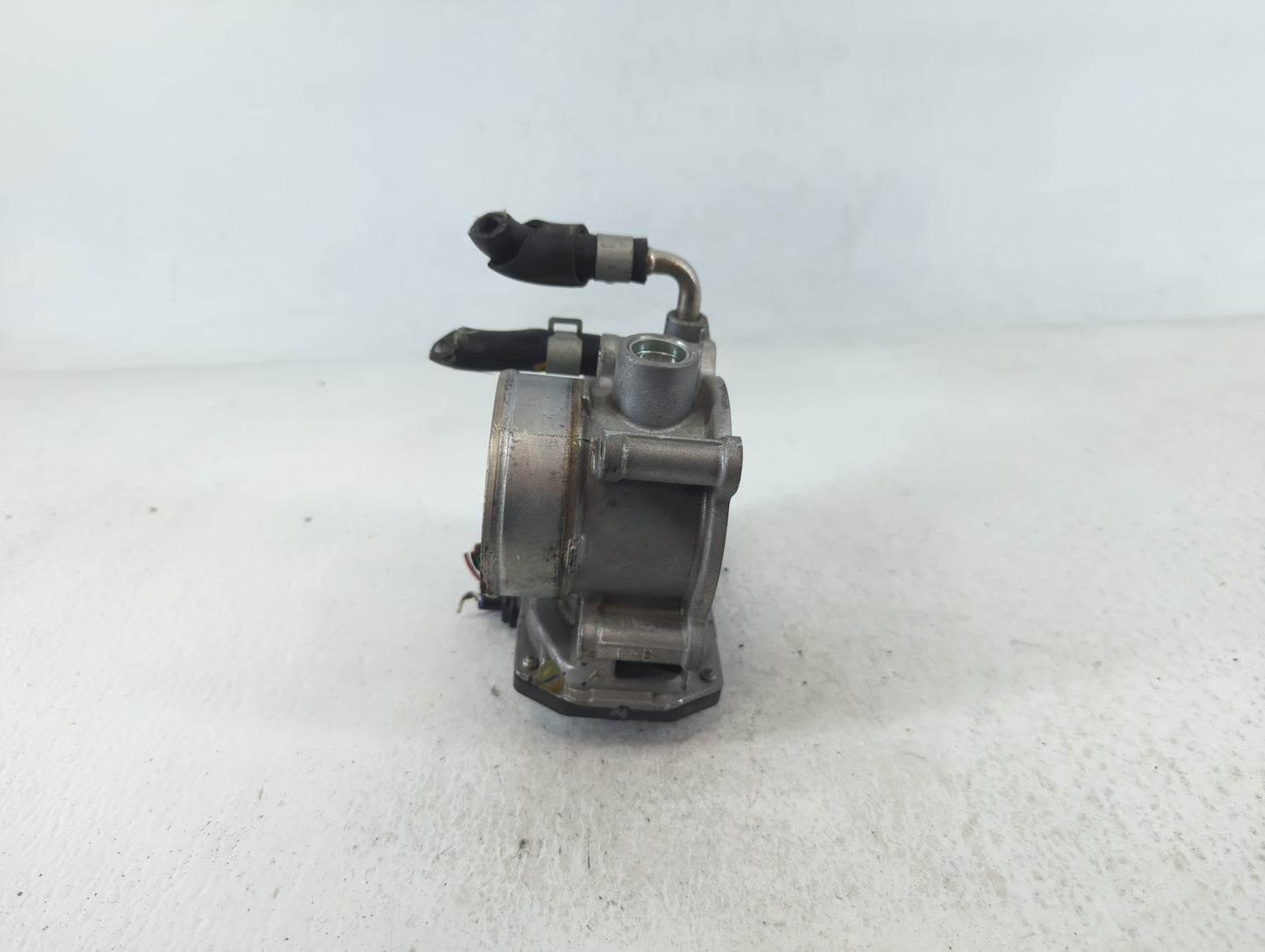 2019-2020 Nissan Altima Throttle Body P/N:4TA60-01 B Fits Fits 2019 2020 OEM Used Auto Parts - Oemusedautoparts1.com