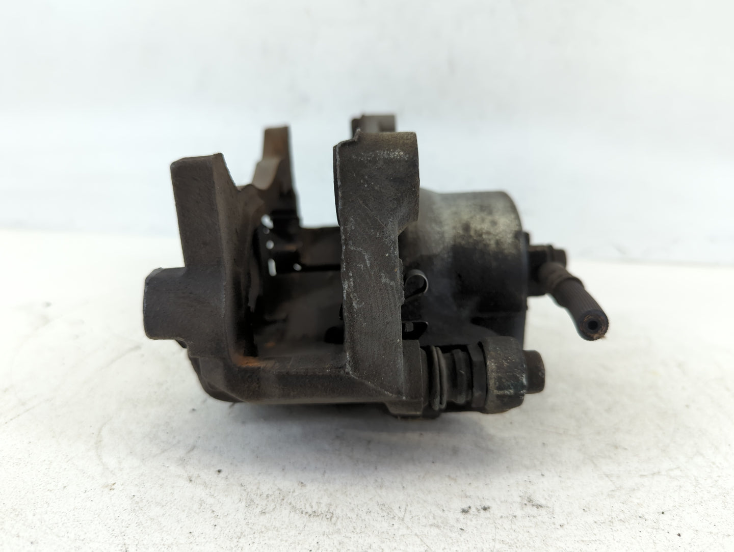 2013-2021 Nissan Altima Front Passenger Right Brake Caliper 667783 - Oemusedautoparts1.com