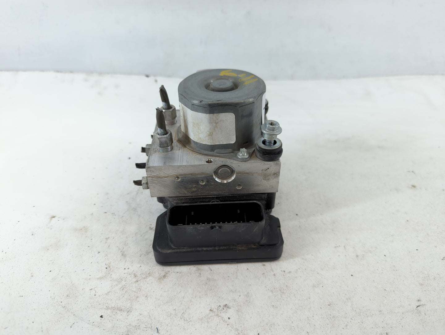 2019-2020 Nissan Altima ABS Pump Control Module Replacement P/N:47660 6CC0B Fits Fits 2019 2020 OEM Used Auto Parts - Oemuse