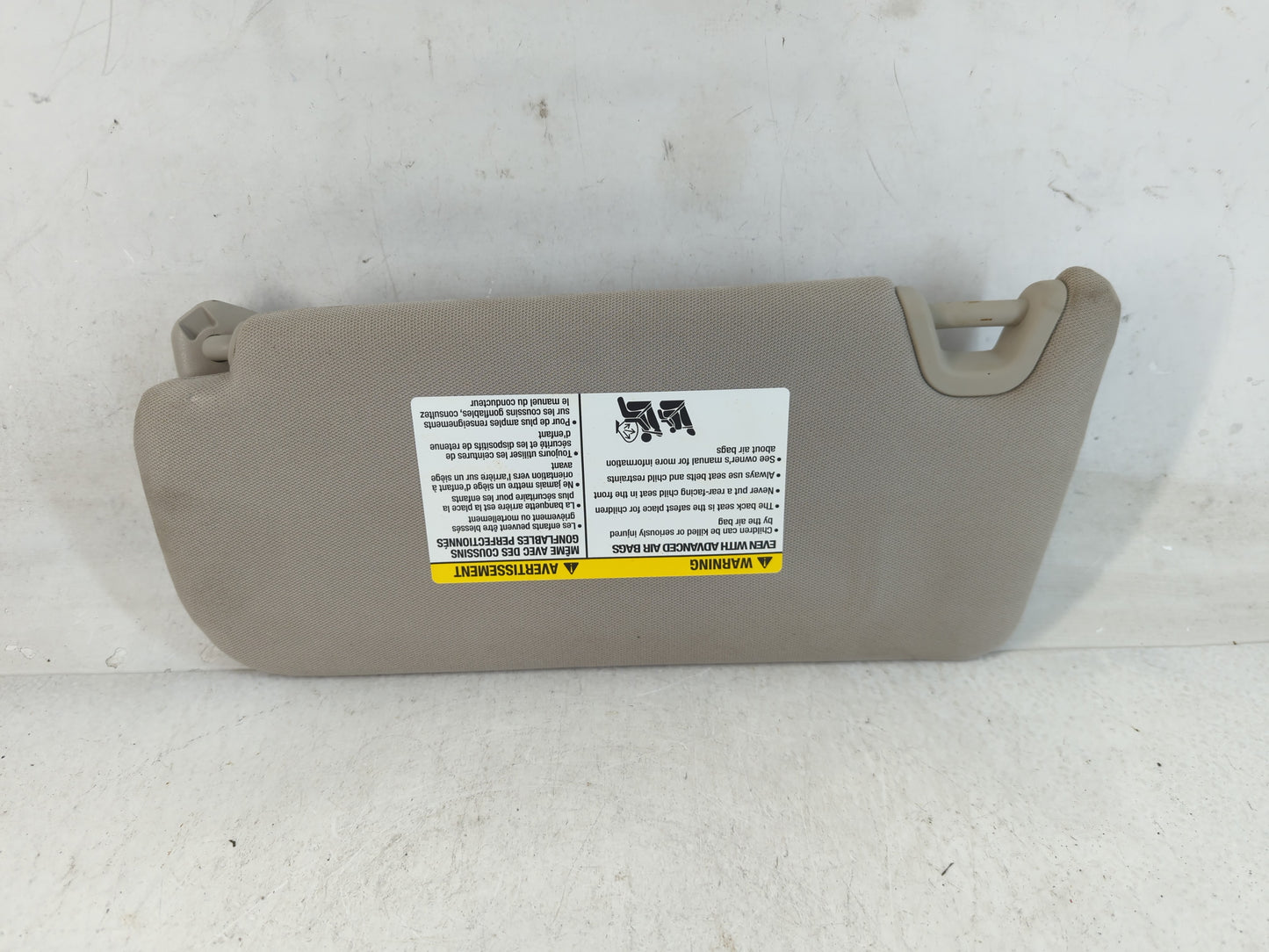 2019-2020 Nissan Altima Sun Visor Shade Replacement Passenger Right Mirror Fits Fits 2019 2020 OEM Used Auto Parts - Oemused