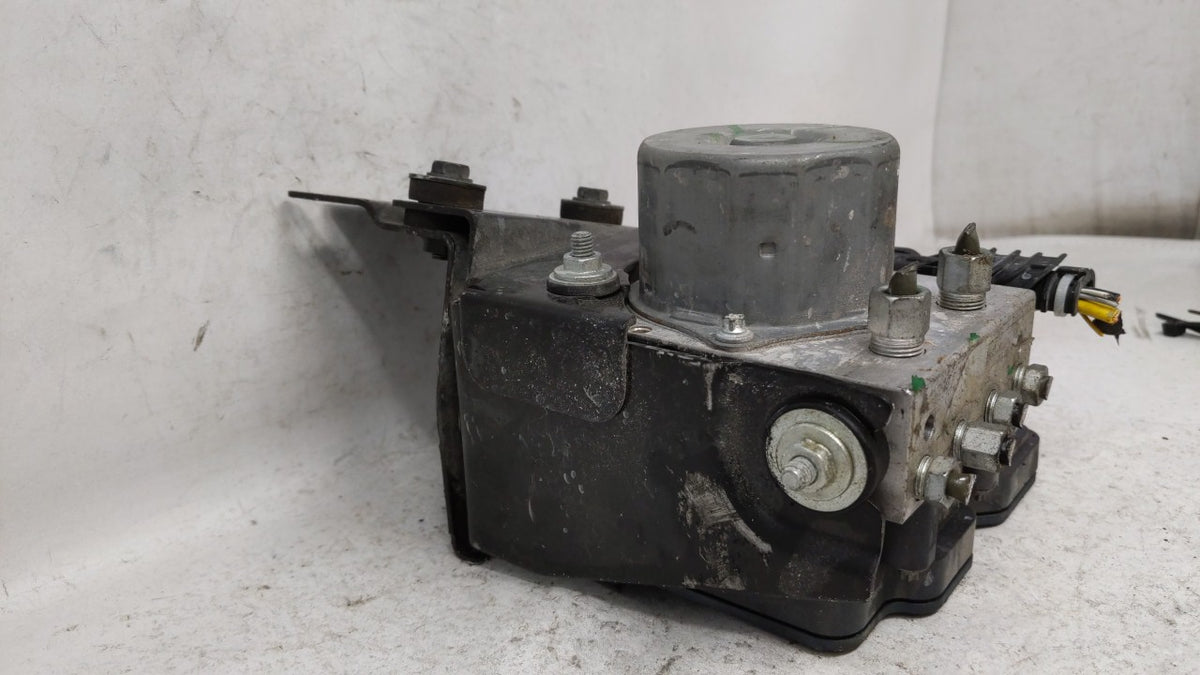 2019-2020 Nissan Altima Anti-Lock Brake ABS Pump Module Actuator OEM Fits Fits 2019 2020 OEM Used Auto Parts - Oemusedautopa