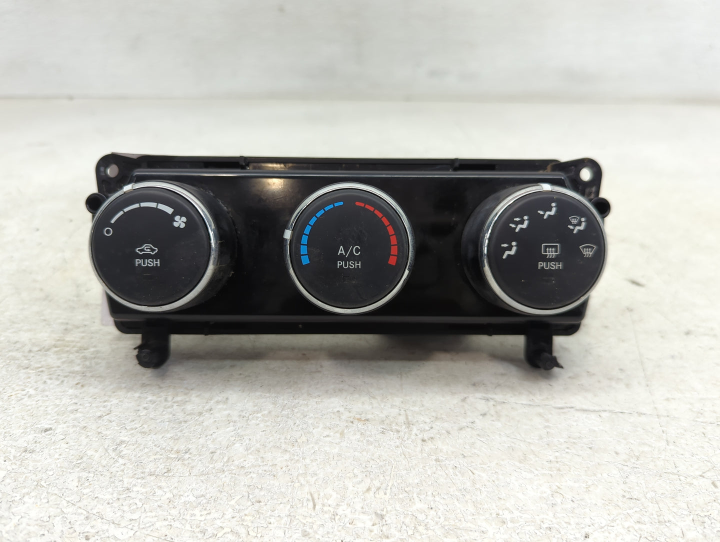 2017-2020 Nissan Armada Climate Control Module Temperature AC/Heater Replacement P/N:61036A Fits Fits 2017 2018 2019 2020 OE