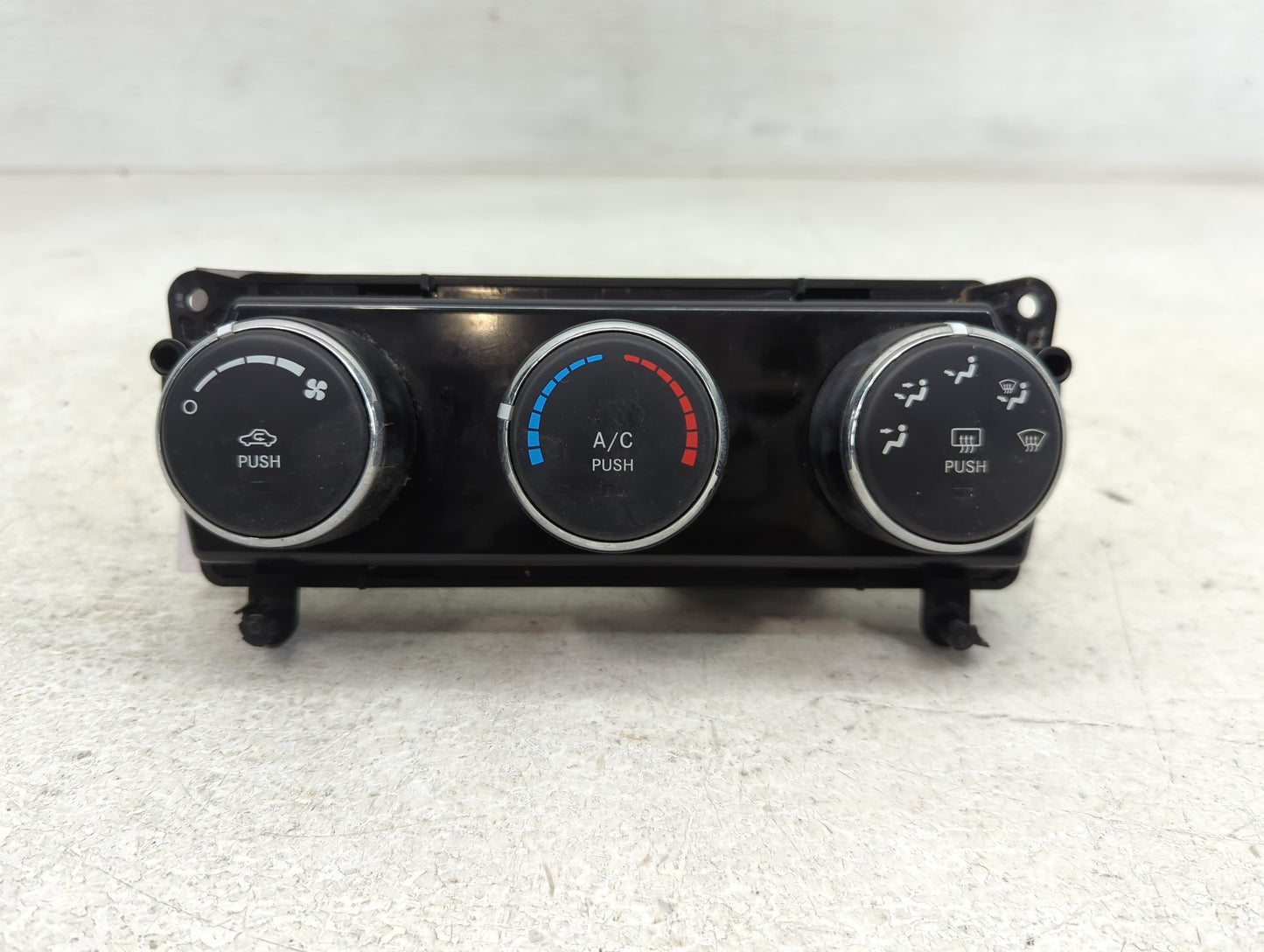 2017-2020 Nissan Armada Climate Control Module Temperature AC/Heater Replacement P/N:61036A Fits Fits 2017 2018 2019 2020 OE