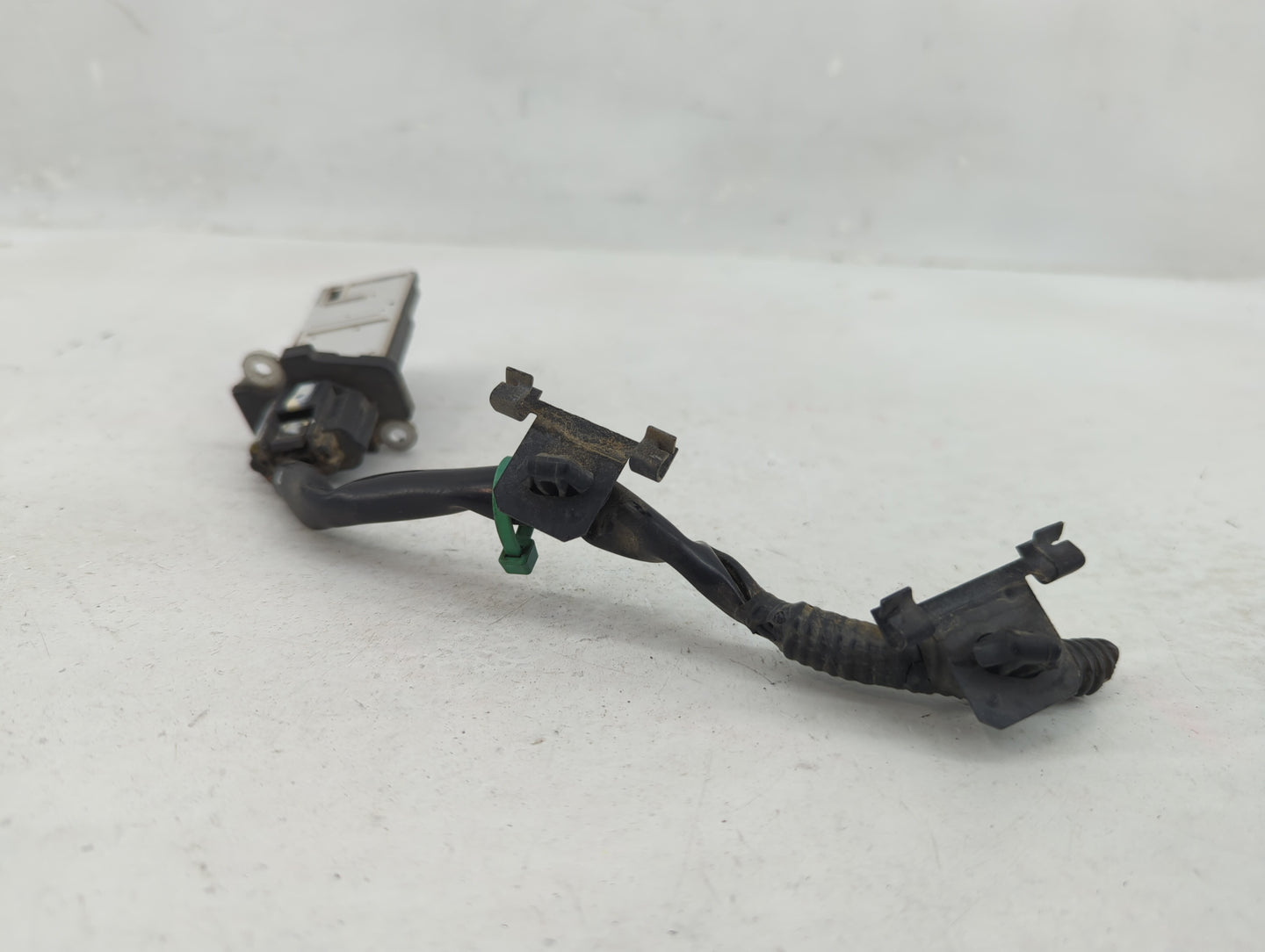 2005-2019 Nissan Frontier Mass Air Flow Meter Maf - Oemusedautoparts1.com