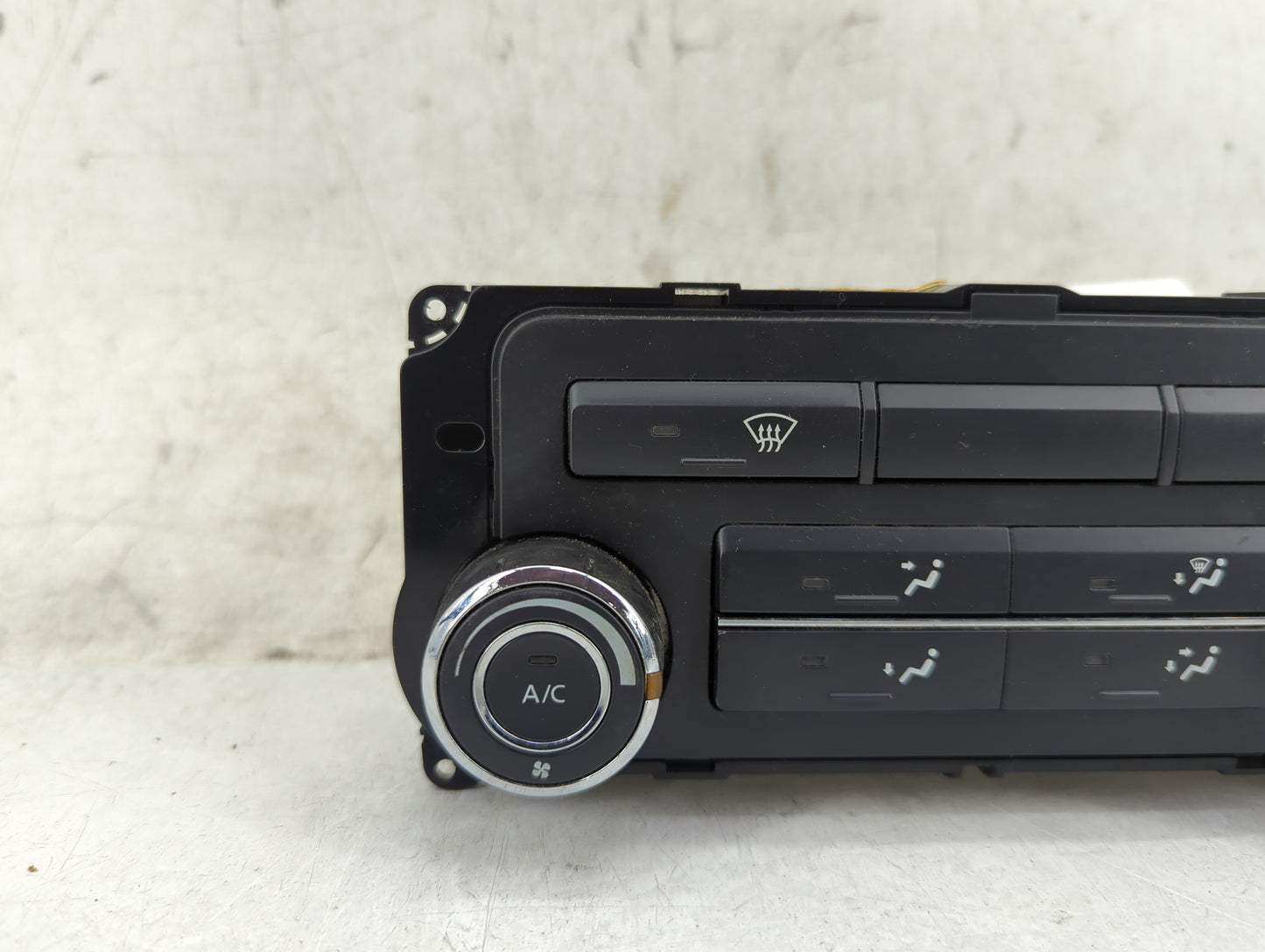 2014-2021 Nissan Frontier Climate Control Module Temperature AC/Heater Replacement Fits OEM Used Auto Parts - Oemusedautopar