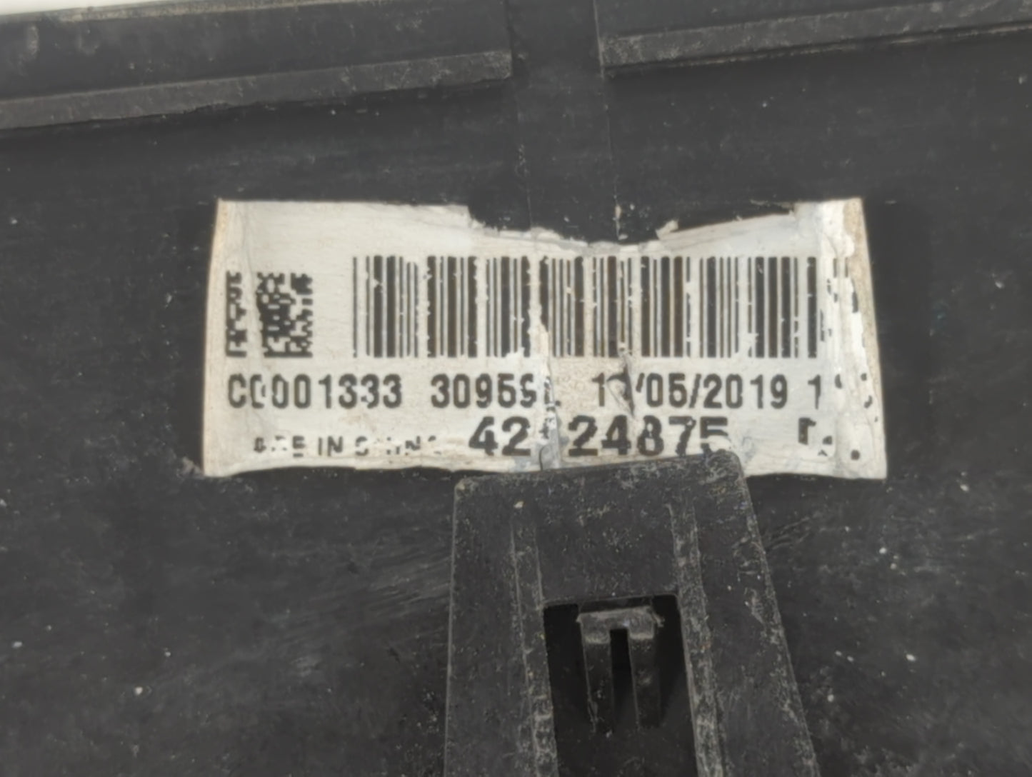 2019 Nissan Frontier Fusebox Fuse Box Panel Relay Module Fits OEM Used Auto Parts - Oemusedautoparts1.com