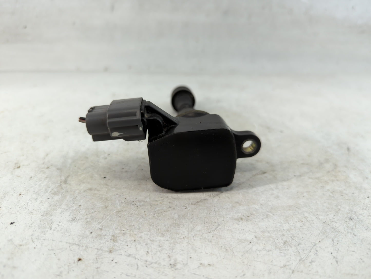 2005-2019 Nissan Frontier Ignition Coil Igniter Pack - Oemusedautoparts1.com