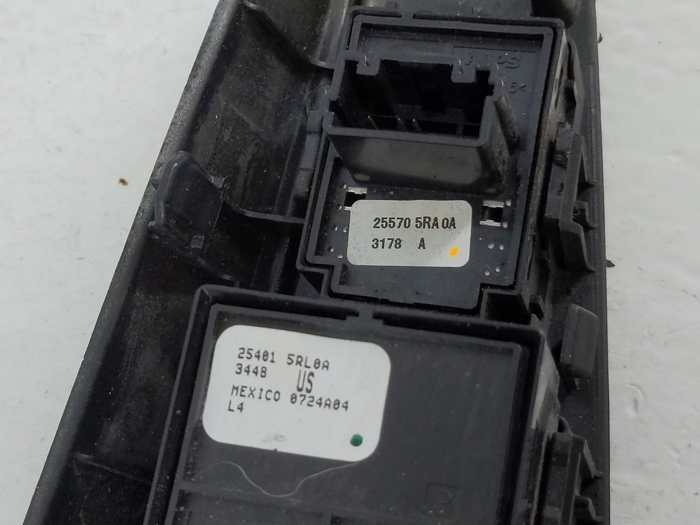 2018-2021 Nissan Kicks Master Power Window Switch Replacement Driver Side Left P/N:25401 5RL0A Fits Fits 2018 2019 2020 2021