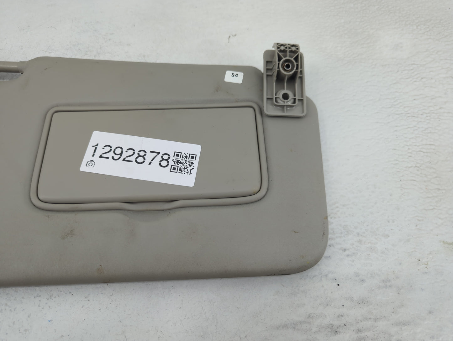 2018-2021 Nissan Kicks Sun Visor Shade Replacement Passenger Right Mirror Fits Fits 2018 2019 2020 2021 OEM Used Auto Parts 