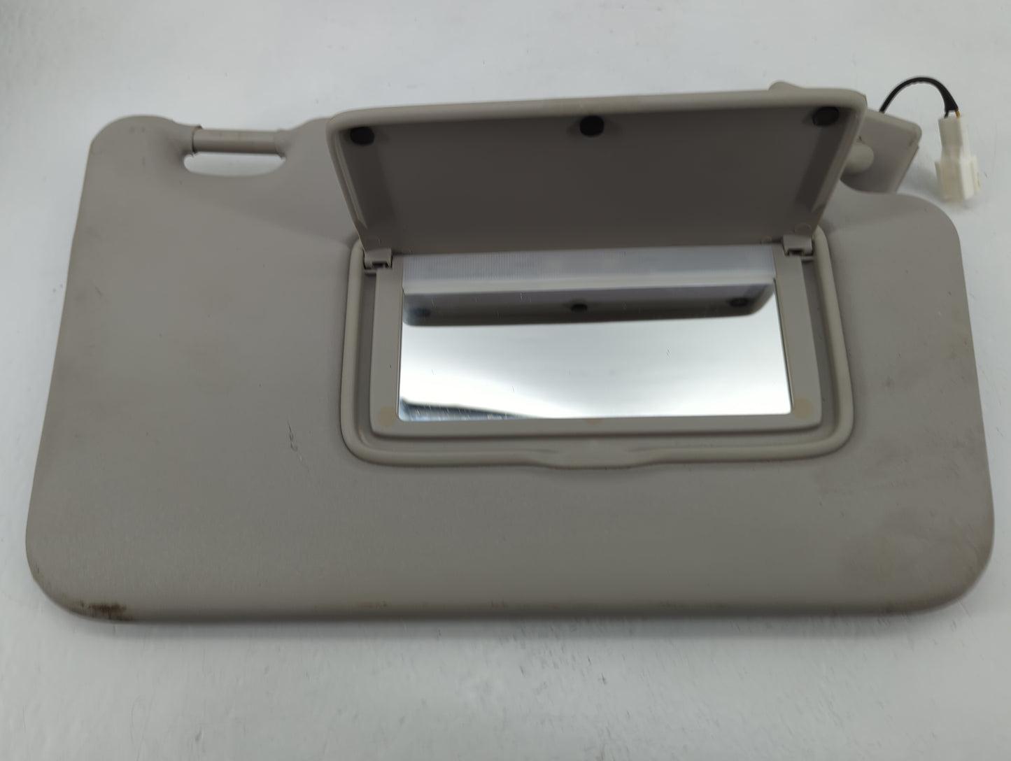 2018-2021 Nissan Kicks Sun Visor Shade Replacement Passenger Right Mirror Fits Fits 2018 2019 2020 2021 OEM Used Auto Parts 