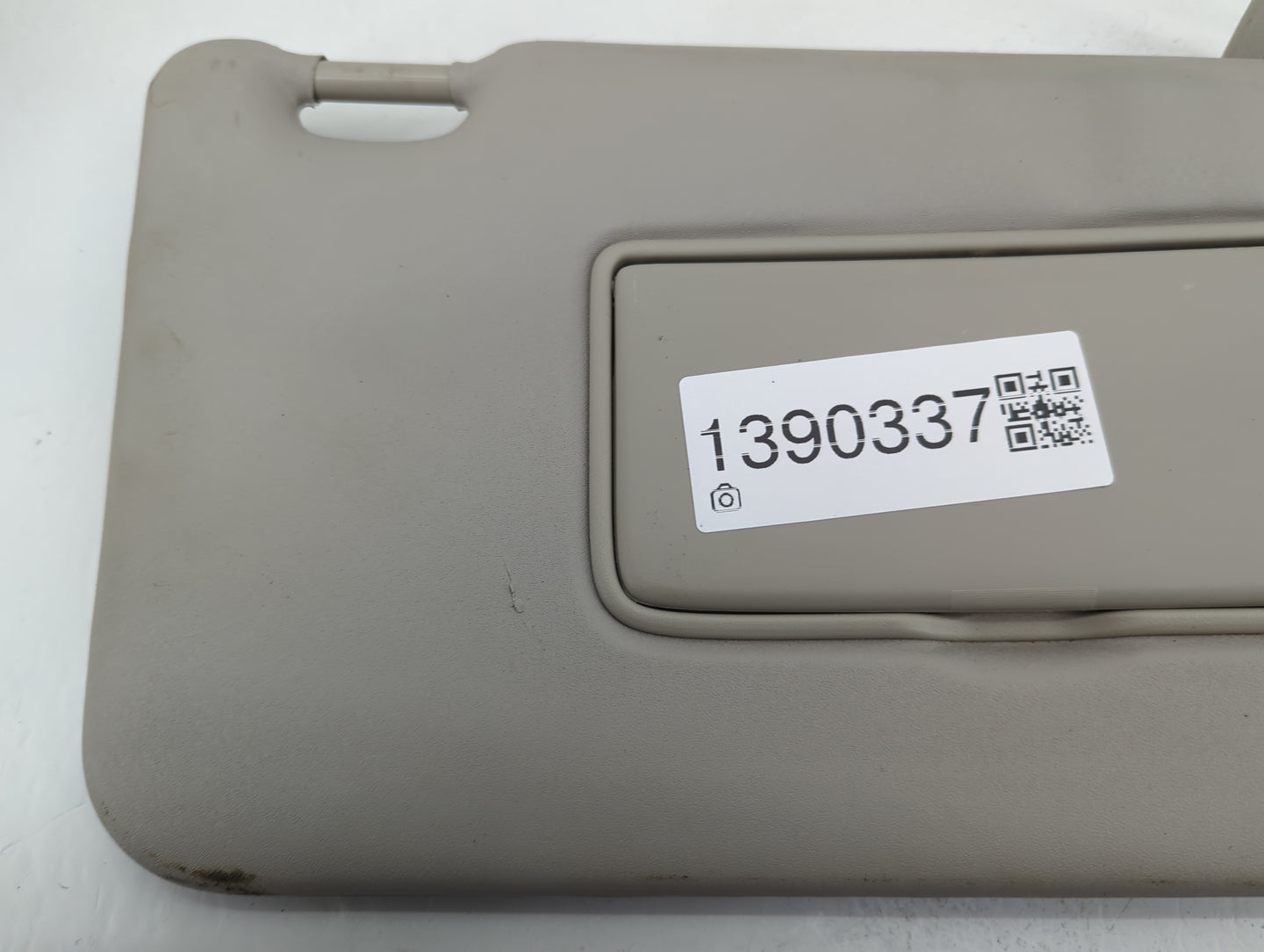 2018-2021 Nissan Kicks Sun Visor Shade Replacement Passenger Right Mirror Fits Fits 2018 2019 2020 2021 OEM Used Auto Parts 