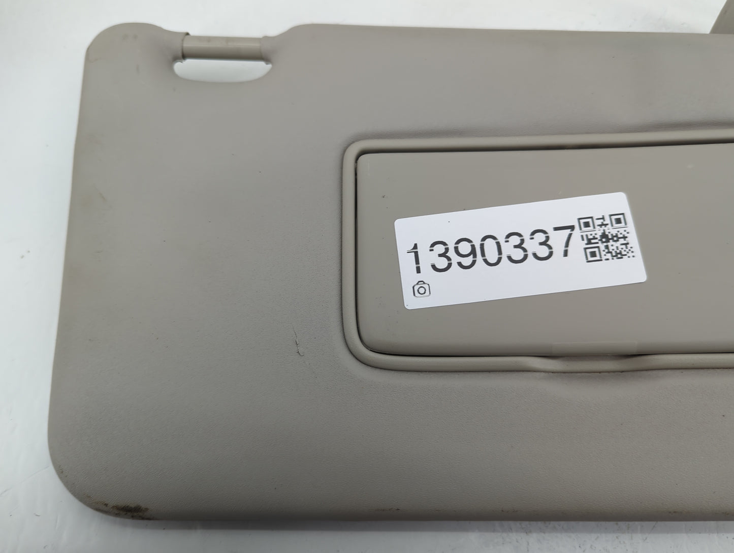 2018-2021 Nissan Kicks Sun Visor Shade Replacement Passenger Right Mirror Fits Fits 2018 2019 2020 2021 OEM Used Auto Parts 