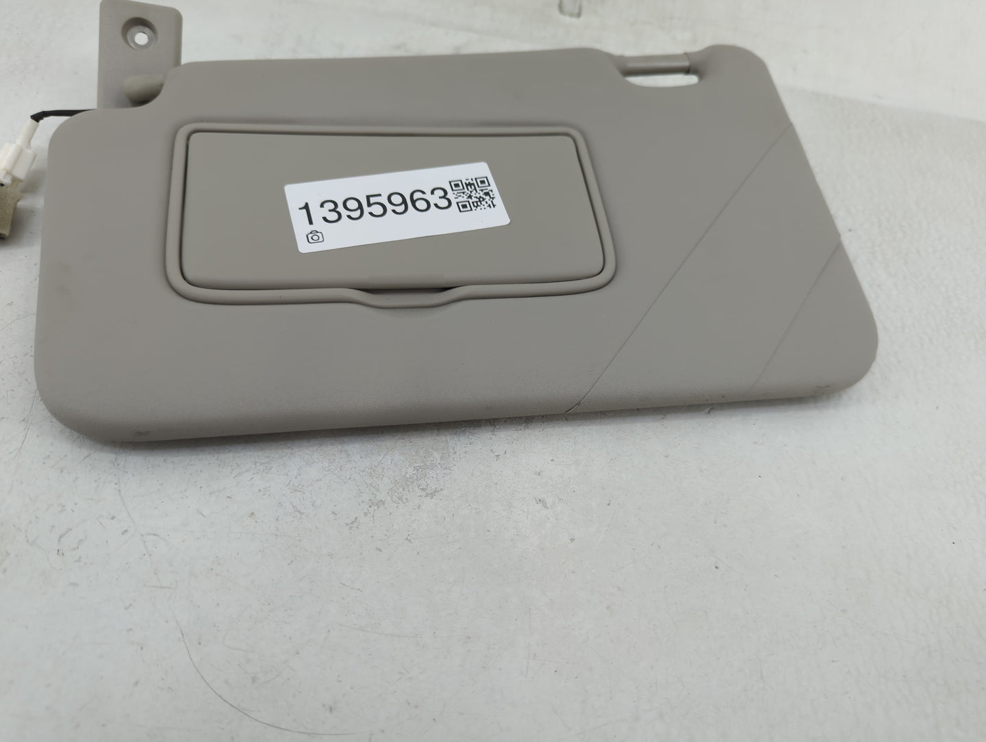 2018-2021 Nissan Kicks Sun Visor Shade Replacement Driver Left Mirror Fits Fits 2018 2019 2020 2021 OEM Used Auto Parts - Oe