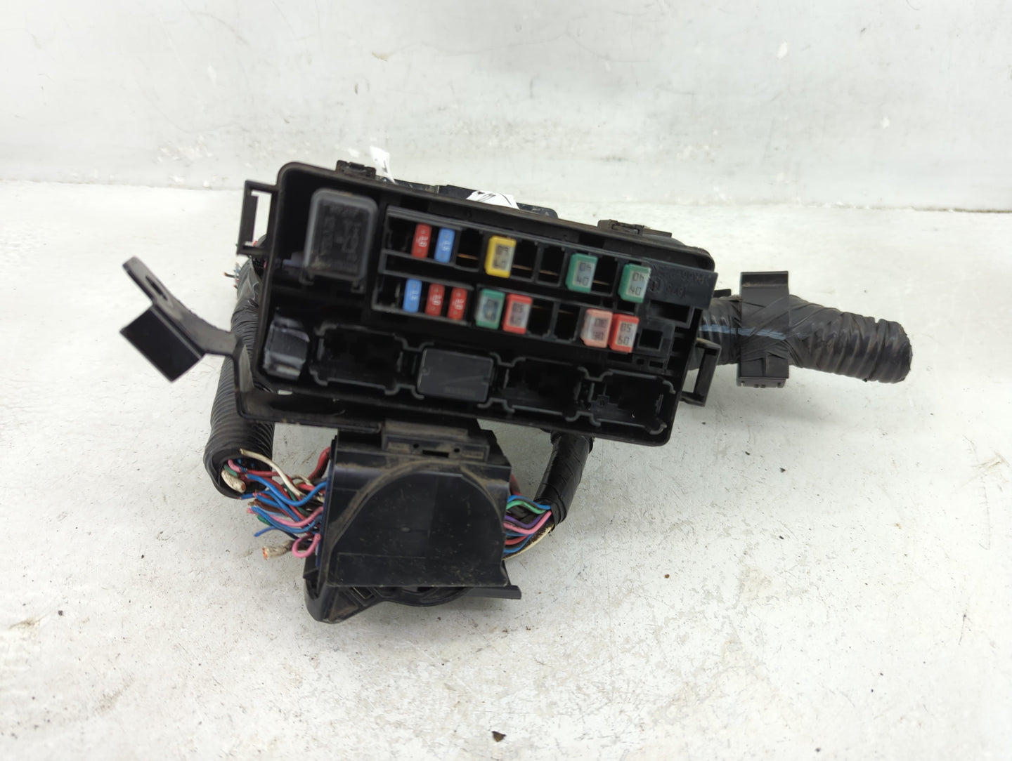 2018-2021 Nissan Kicks Fusebox Fuse Box Panel Relay Module Fits Fits 2018 2019 2020 2021 OEM Used Auto Parts - Oemusedautopa