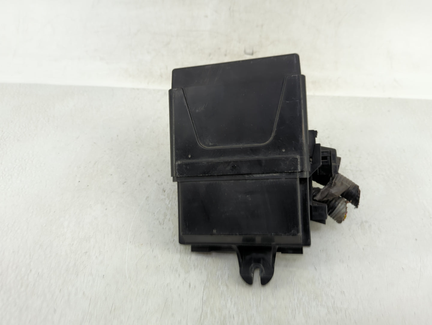 2018-2021 Nissan Kicks Fusebox Fuse Box Panel Relay Module Fits Fits 2018 2019 2020 2021 OEM Used Auto Parts - Oemusedautopa