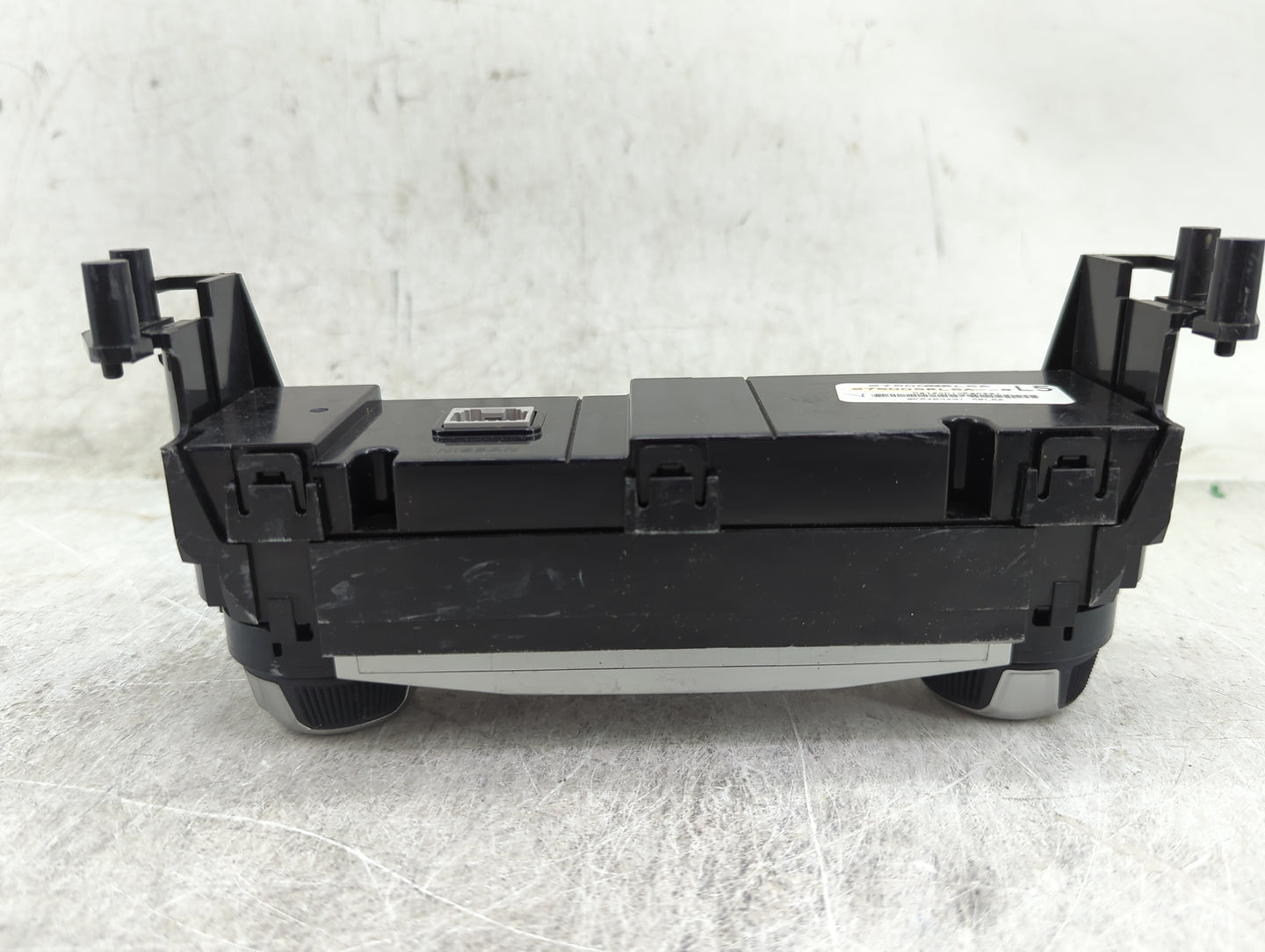 2018-2020 Nissan Kicks Climate Control Module Temperature AC/Heater Replacement P/N:27500SRL5A 275005RL5A--B Fits OEM Used A