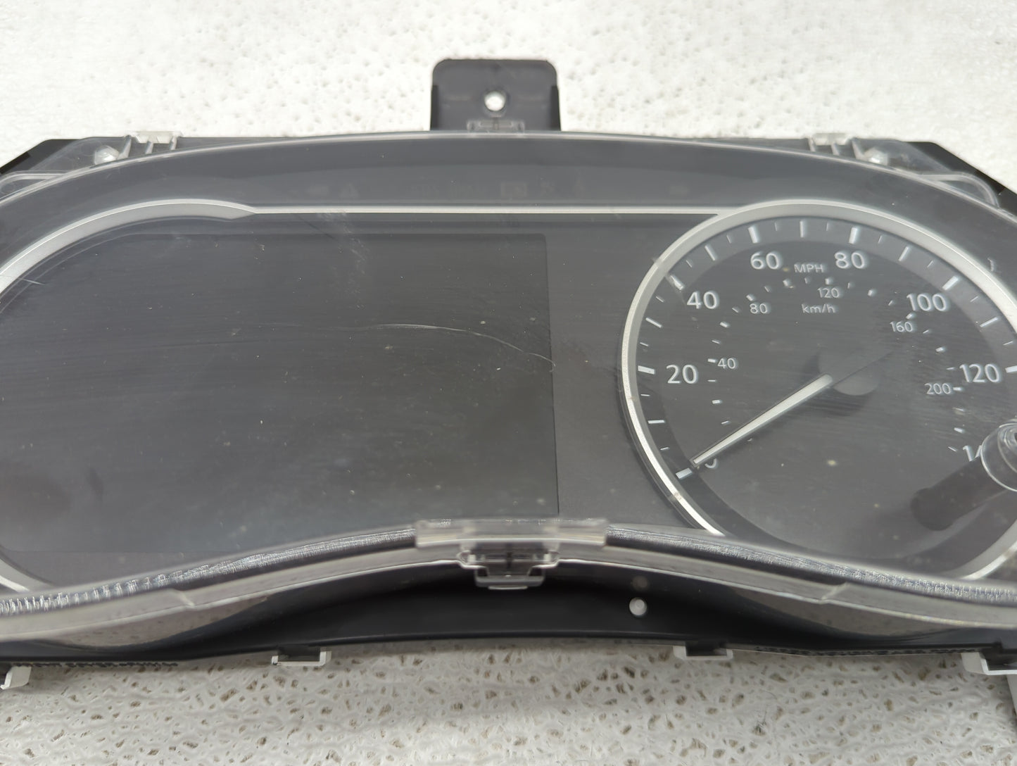 2018-2019 Nissan Kicks Instrument Cluster Speedometer Gauges P/N:24810 5RL0B Miles: Fits Fits 2018 2019 OEM Used Auto Parts 