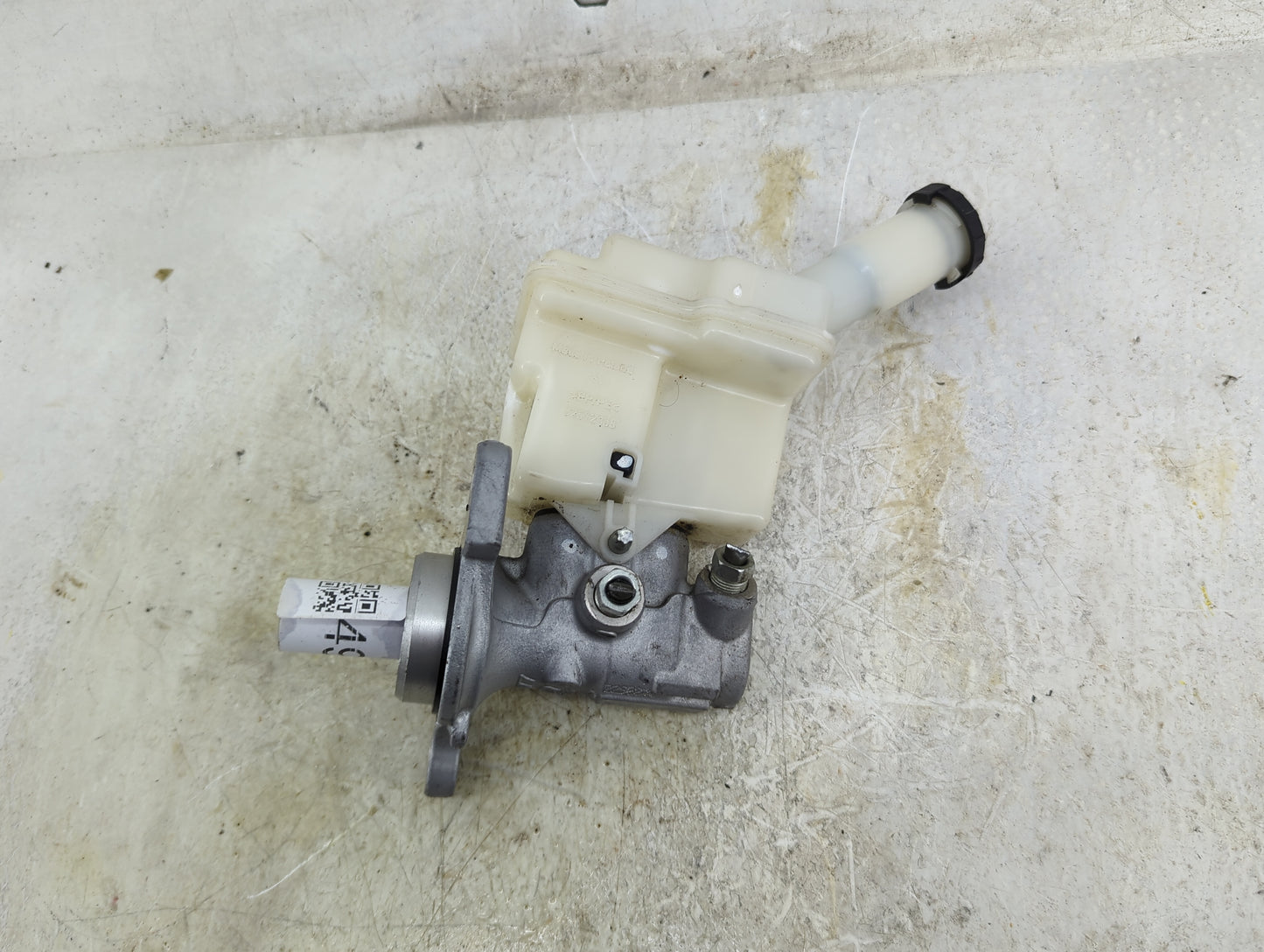 2018-2020 Nissan Kicks Brake Master Cylinder 1496723 - Oemusedautoparts1.com
