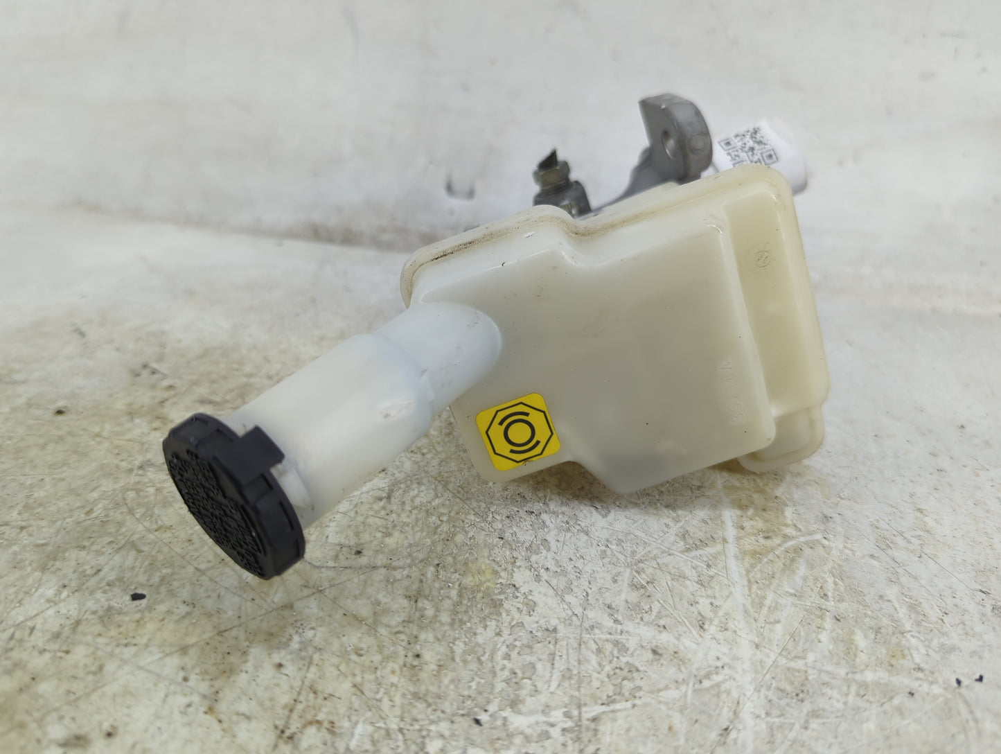 2018-2020 Nissan Kicks Brake Master Cylinder 1496723 - Oemusedautoparts1.com