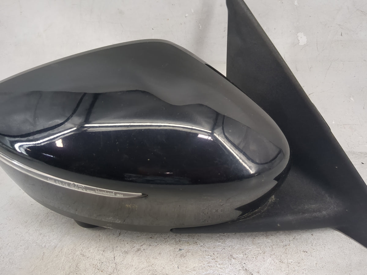 2018-2021 Nissan Kicks Passenger Side View Mirror - Right Door Mirror OEM Used - Oemusedautoparts1.com