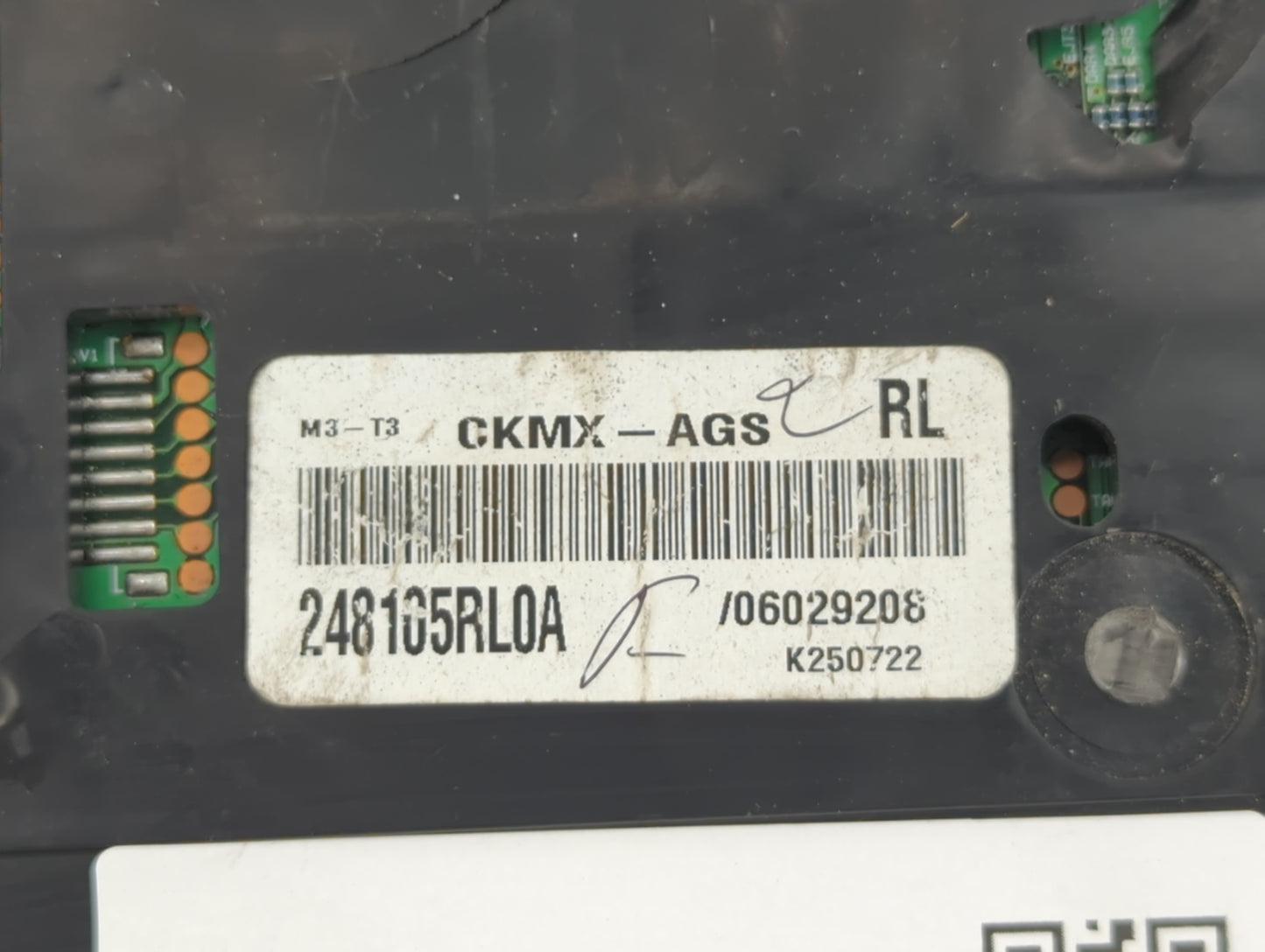 2018-2019 Nissan Kicks Instrument Cluster Speedometer Gauges P/N:248105RL0A Fits Fits 2018 2019 OEM Used Auto Parts - Oemuse