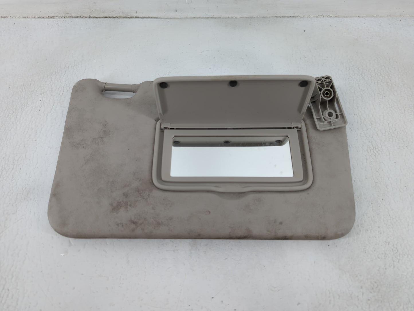 2018-2021 Nissan Kicks Sun Visor Shade Replacement Passenger Right Mirror Fits Fits 2018 2019 2020 2021 OEM Used Auto Parts 