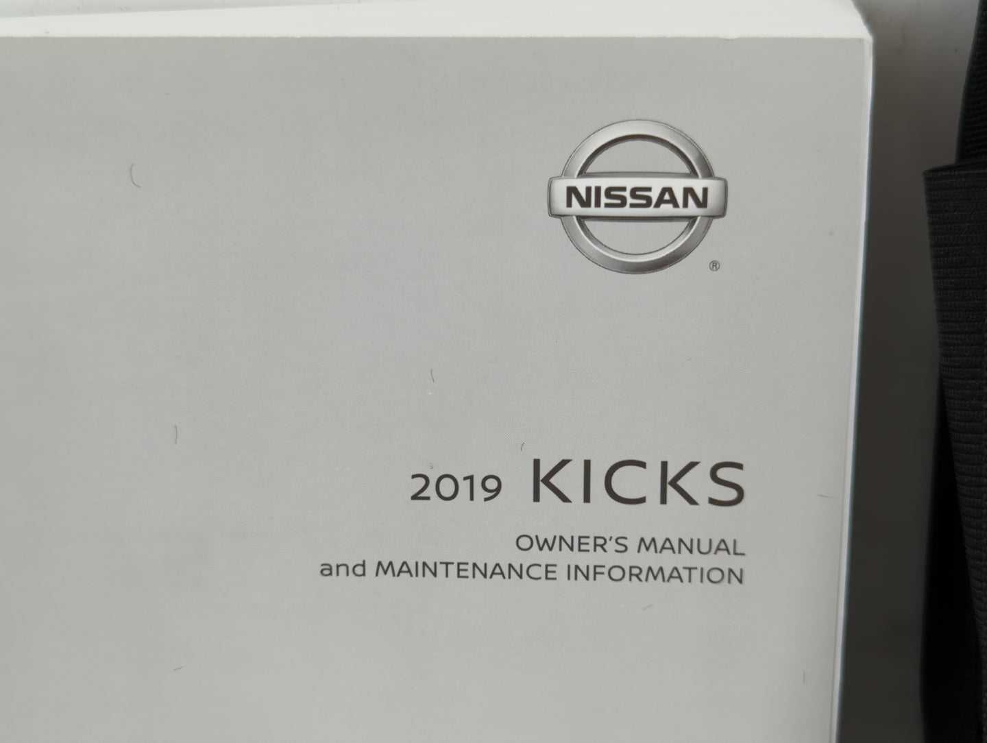 2019 Nissan Kicks Owners Manual Book Guide P/N:OM19EM 0P15U1 OEM Used Auto Parts - Oemusedautoparts1.com