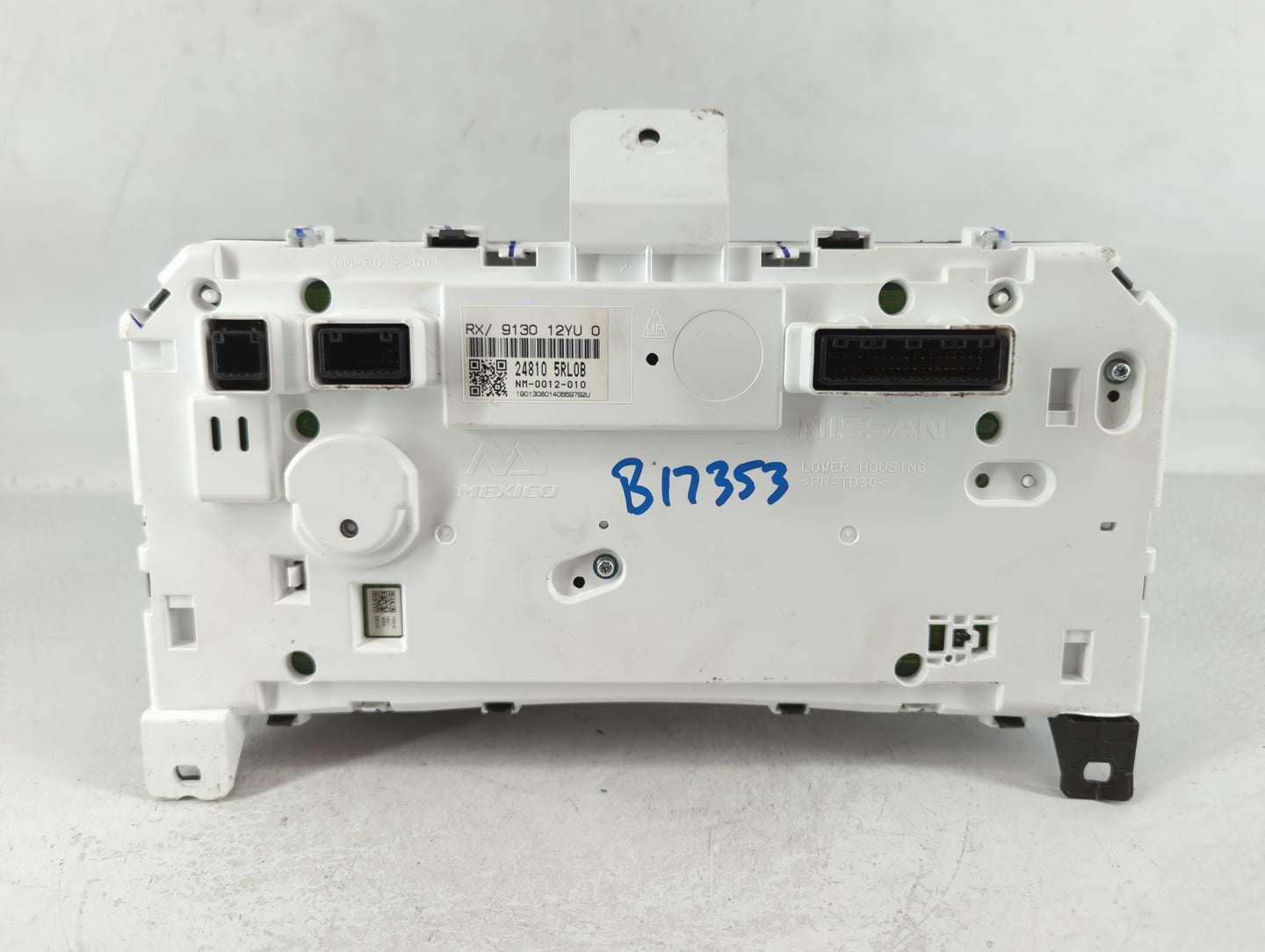 2018-2019 Nissan Kicks Instrument Cluster Speedometer Gauges P/N:9918 12YU 0 24810 5RL0B Fits Fits 2018 2019 OEM Used Auto P