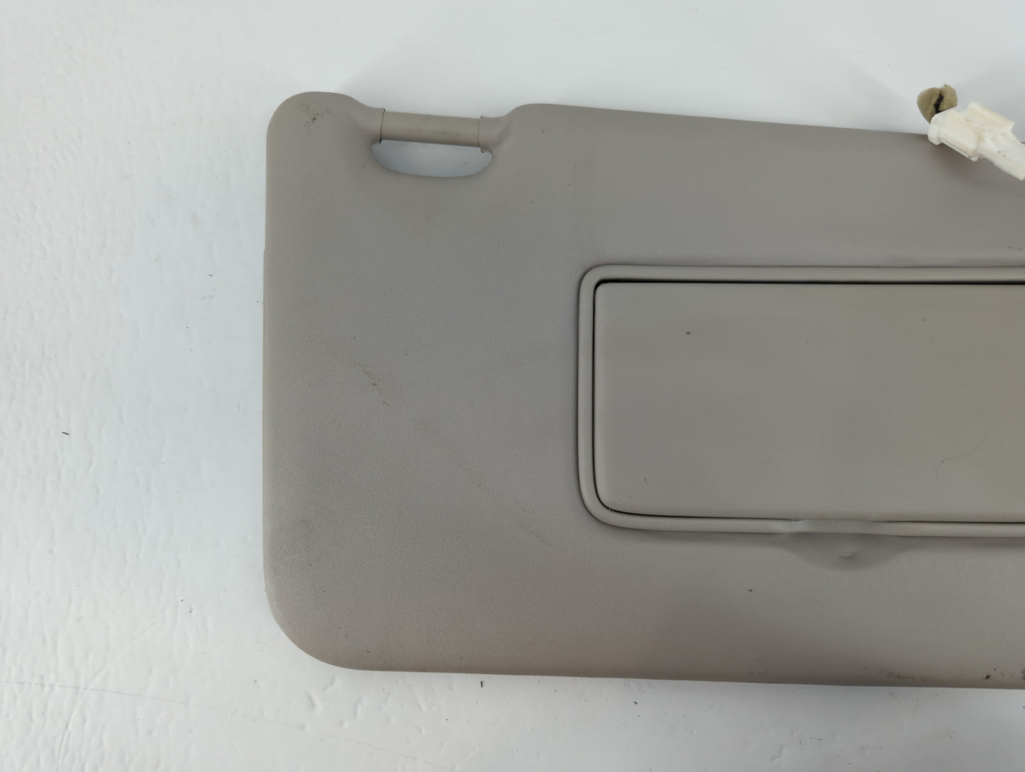 2018-2021 Nissan Kicks Sun Visor Shade Replacement Passenger Right Mirror Fits Fits 2018 2019 2020 2021 OEM Used Auto Parts 