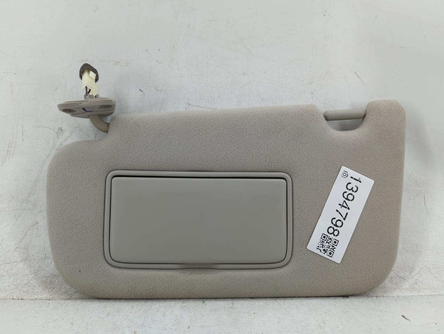 2018-2021 Nissan Leaf Sun Visor Shade Replacement Driver Left Mirror Fits Fits 2018 2019 2020 2021 OEM Used Auto Parts - Oem