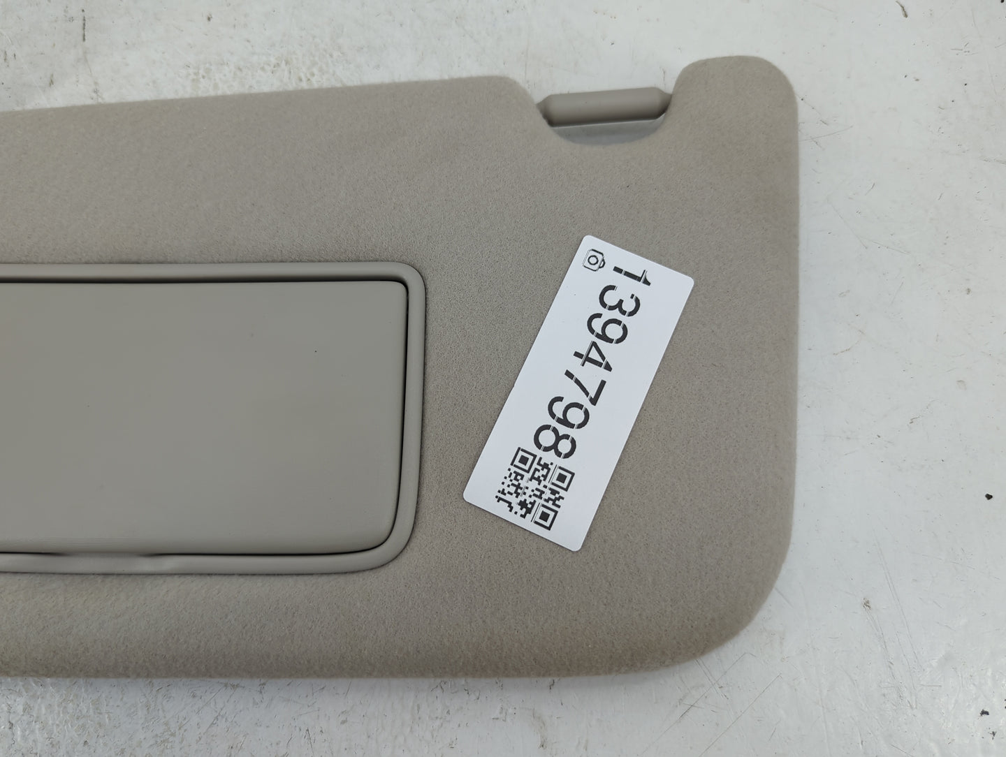2018-2021 Nissan Leaf Sun Visor Shade Replacement Driver Left Mirror Fits Fits 2018 2019 2020 2021 OEM Used Auto Parts - Oem