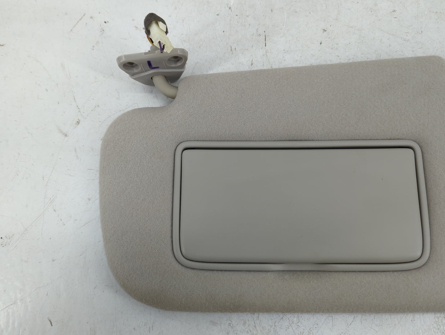 2018-2021 Nissan Leaf Sun Visor Shade Replacement Driver Left Mirror Fits Fits 2018 2019 2020 2021 OEM Used Auto Parts - Oem