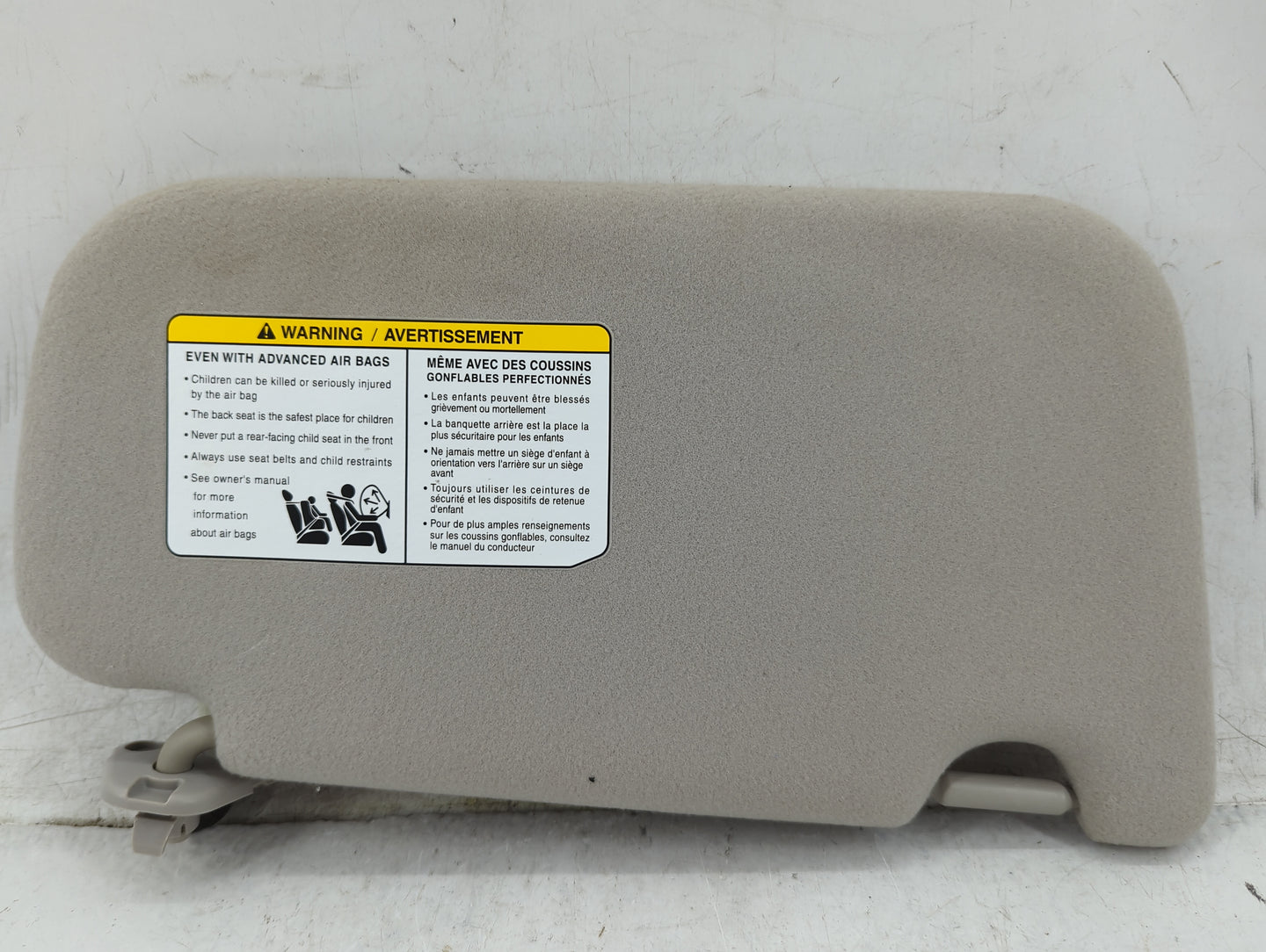 2018-2021 Nissan Leaf Sun Visor Shade Replacement Driver Left Mirror Fits Fits 2018 2019 2020 2021 OEM Used Auto Parts - Oem