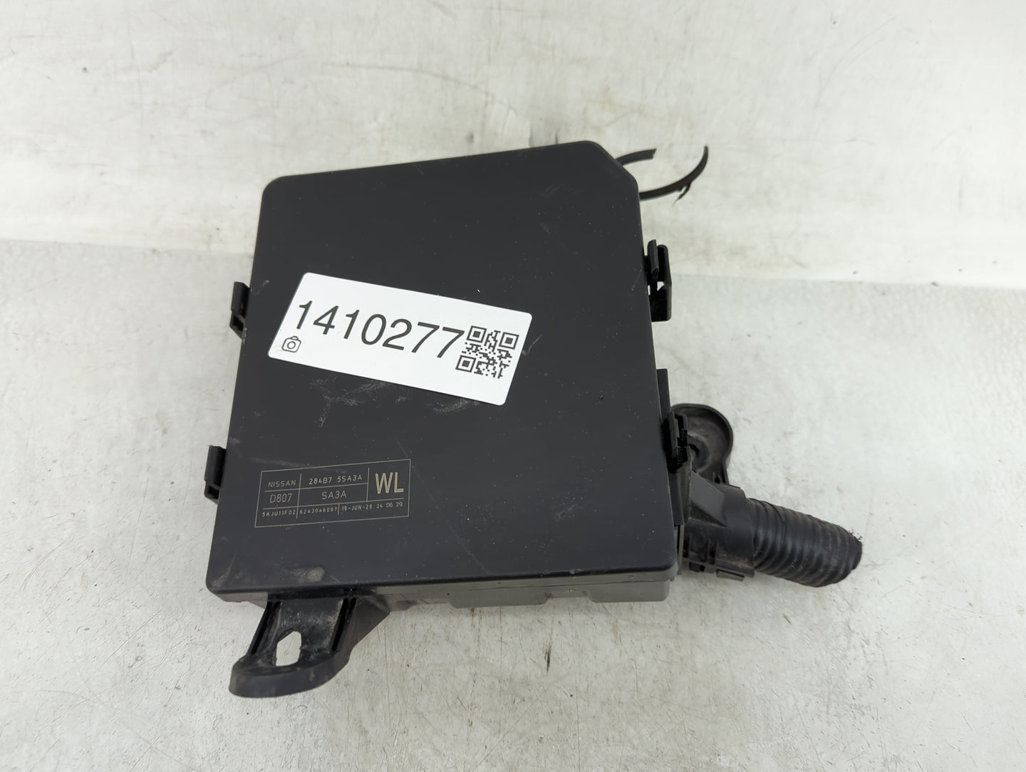 2018-2021 Nissan Leaf Fusebox Fuse Box Panel Relay Module P/N:284B7 55A3A Fits Fits 2018 2019 2020 2021 OEM Used Auto Parts 