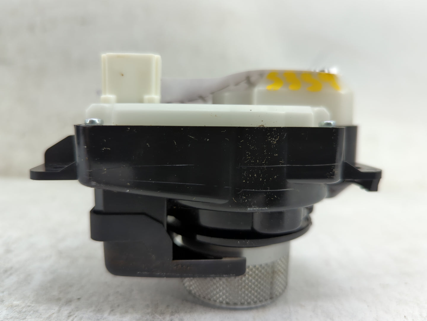 2016-2021 Nissan Maxima Radio Control Panel - Oemusedautoparts1.com