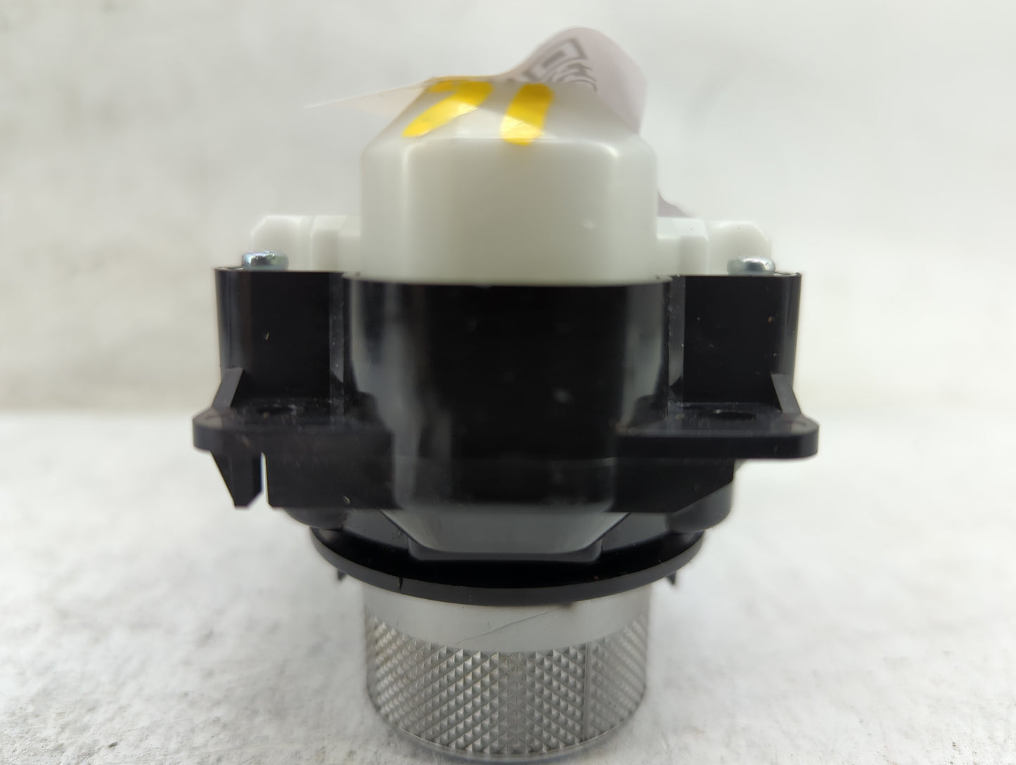 2016-2021 Nissan Maxima Radio Control Panel - Oemusedautoparts1.com