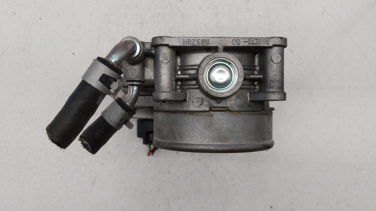 2016-2019 Nissan Maxima Throttle Body P/N:RME75-50 Fits Fits 2016 2017 2018 2019 OEM Used Auto Parts - Oemusedautoparts1.com