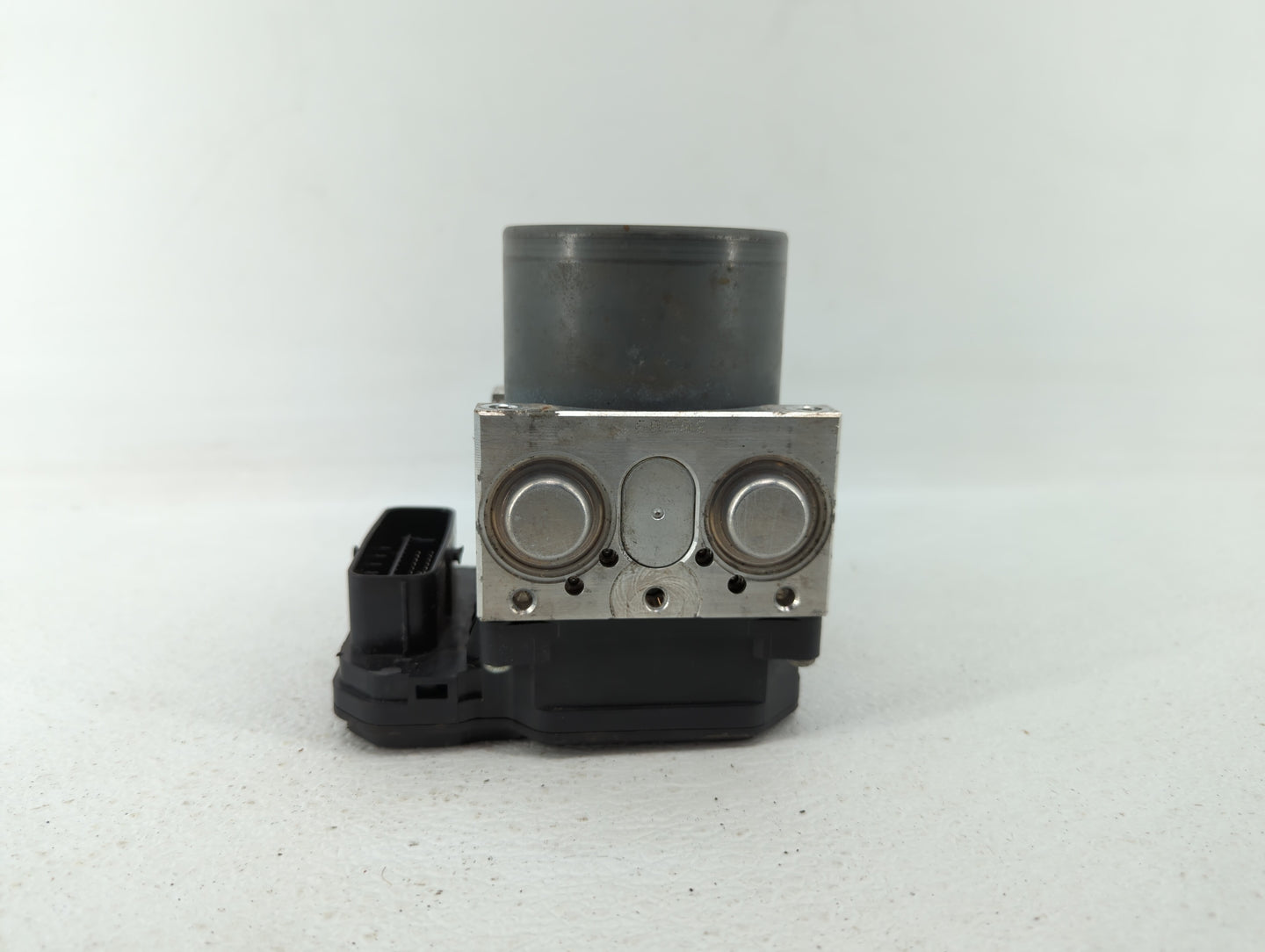 2019 Nissan Maxima ABS Pump Control Module Replacement P/N:47660 9DJ0D Fits OEM Used Auto Parts - Oemusedautoparts1.com